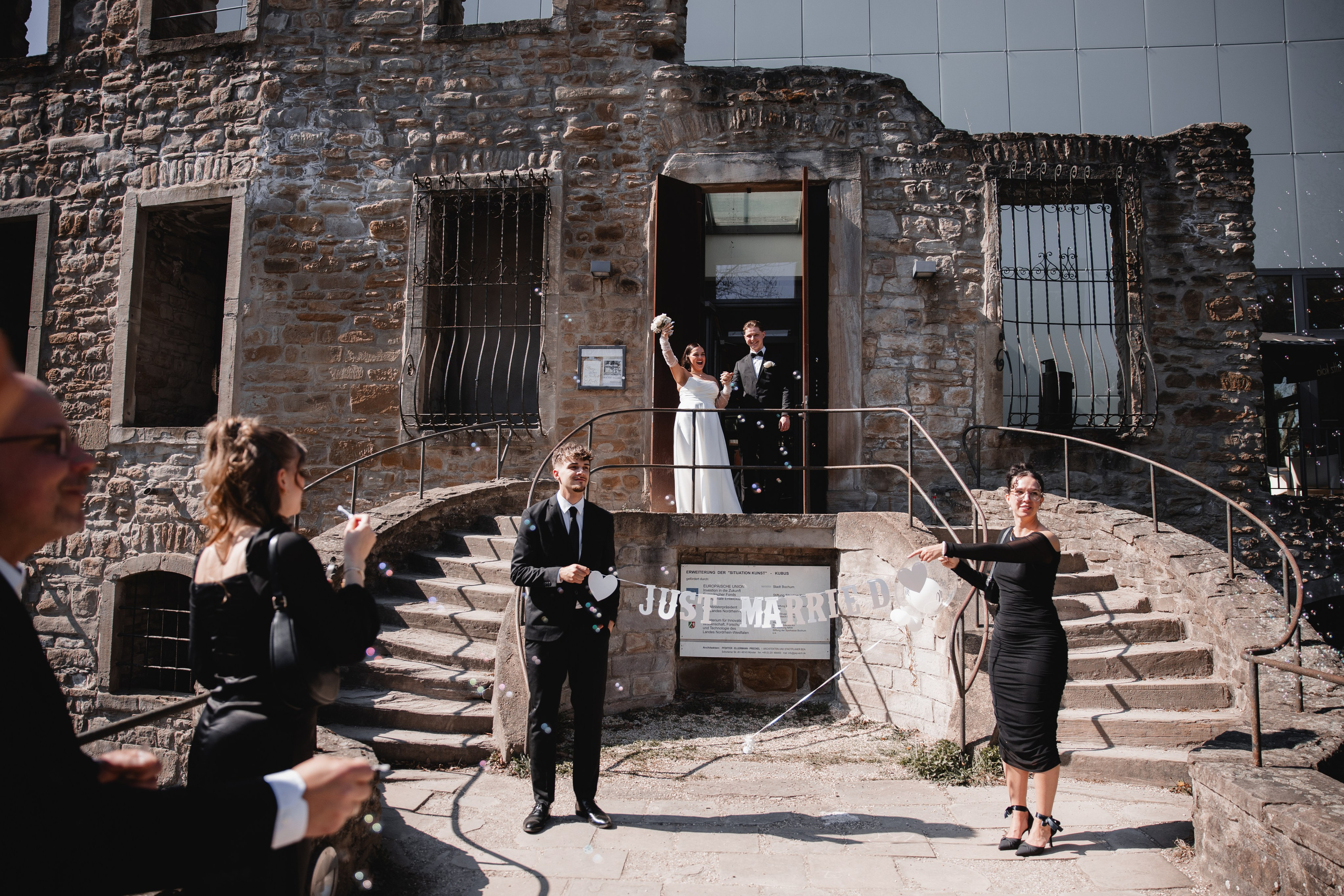 Standesamtliche Hochzeit im Kubus Bochum – Sophie & Martin. Hochzeitsfotografie |Hochzeitsfotograf Bochum | Hochzeitsfotograf Dortmund | Hochzeitsfotograf Essen | Hochzeitsfotograf Ruhrgebiet