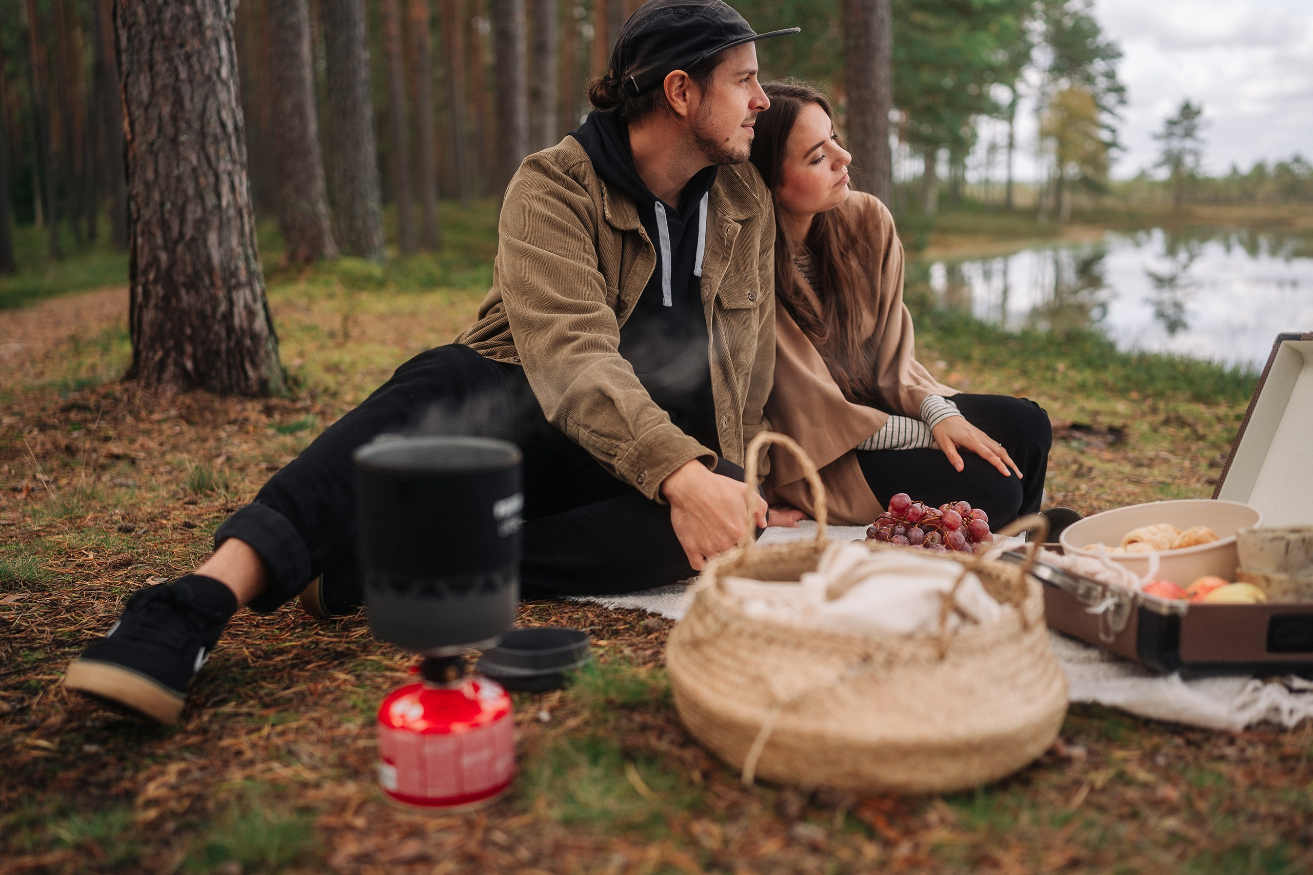 Forest Picnic. Couple and Family Photographer in Tallinn, Sasha Kaloshin