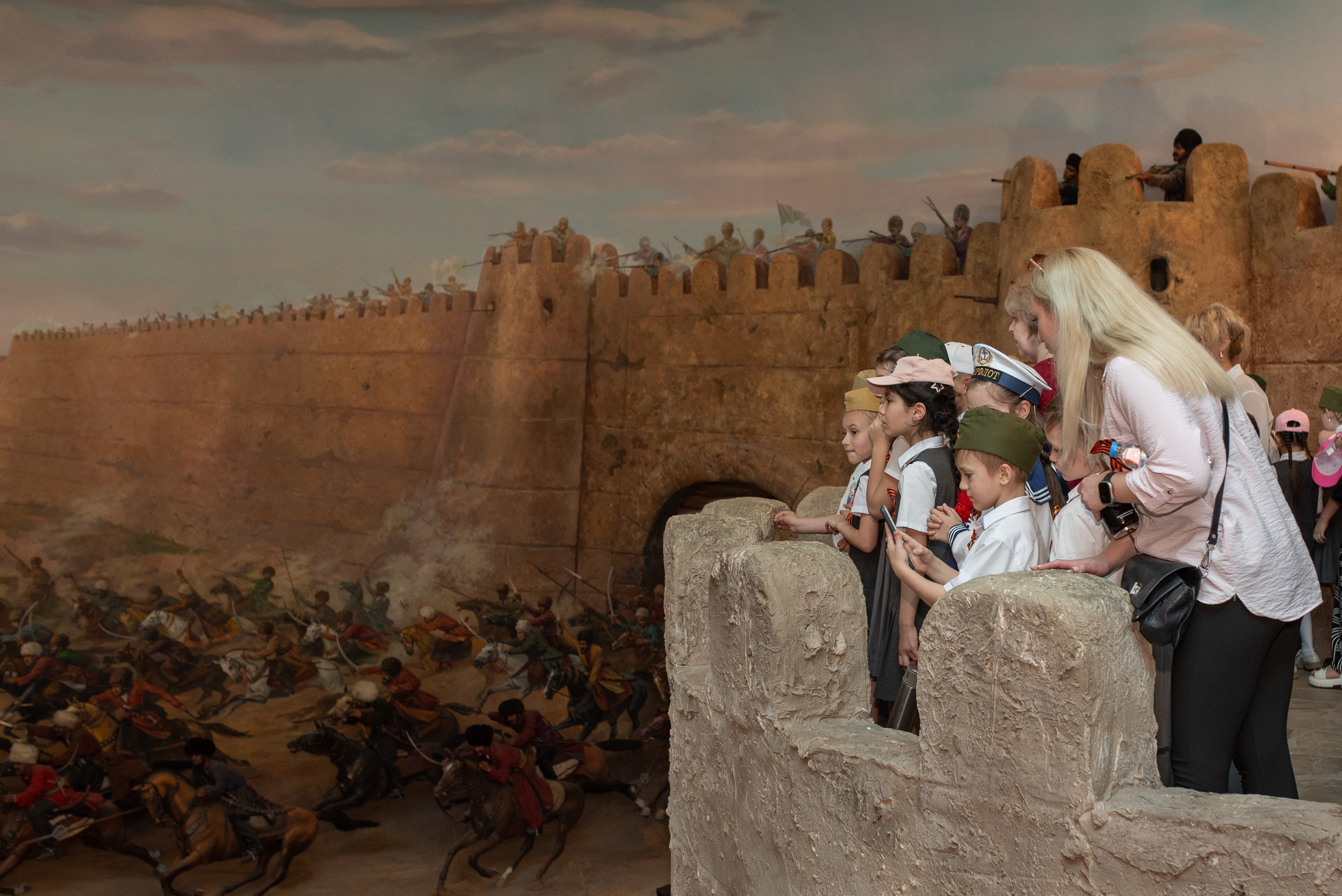 Вечный огонь 2"А» класс. Ваш фотограф в Ашхабаде Гамлет Осипов