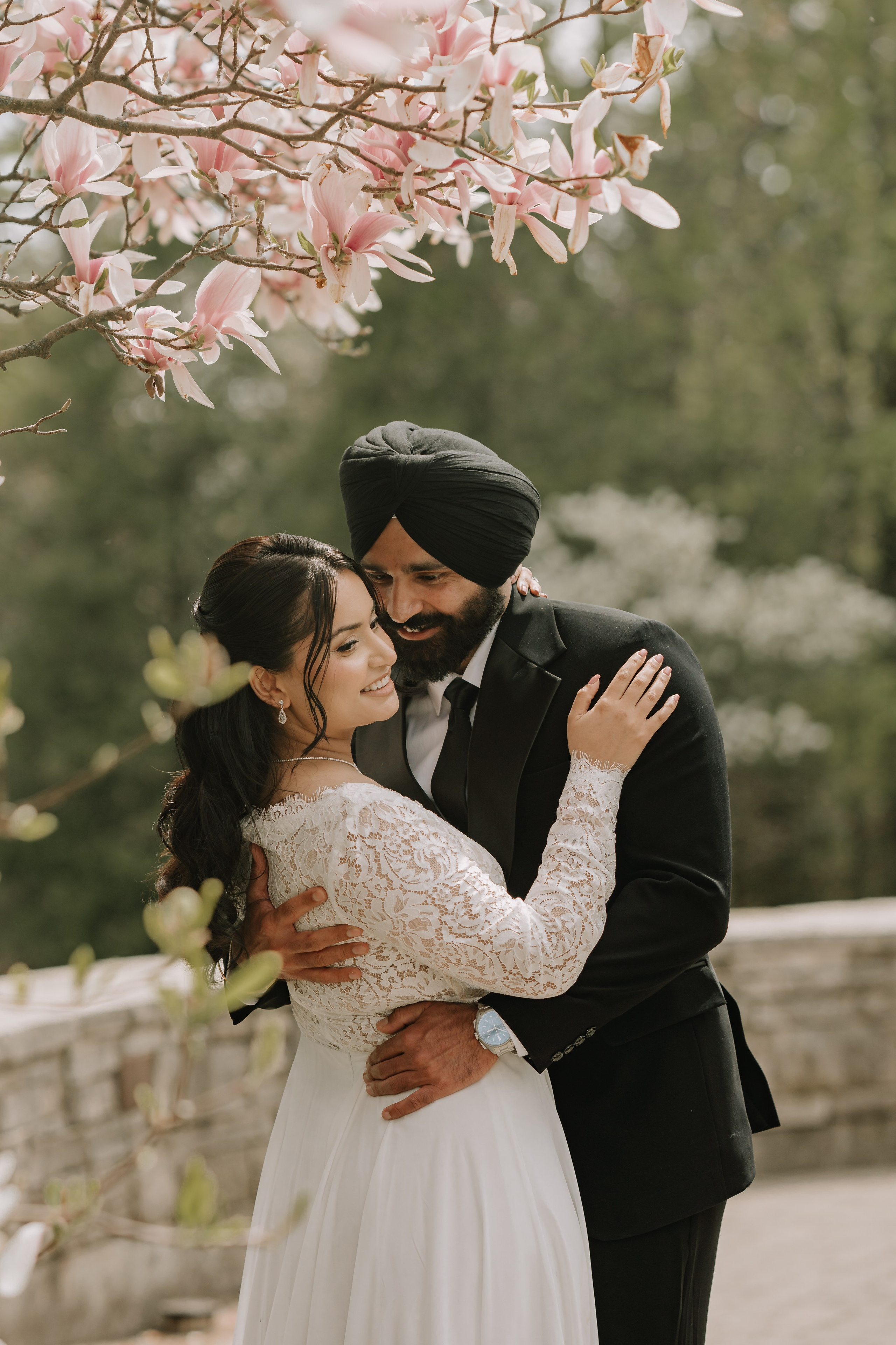 Gagan & Jasmeen. Wedding Photographer & Cinematographer studios