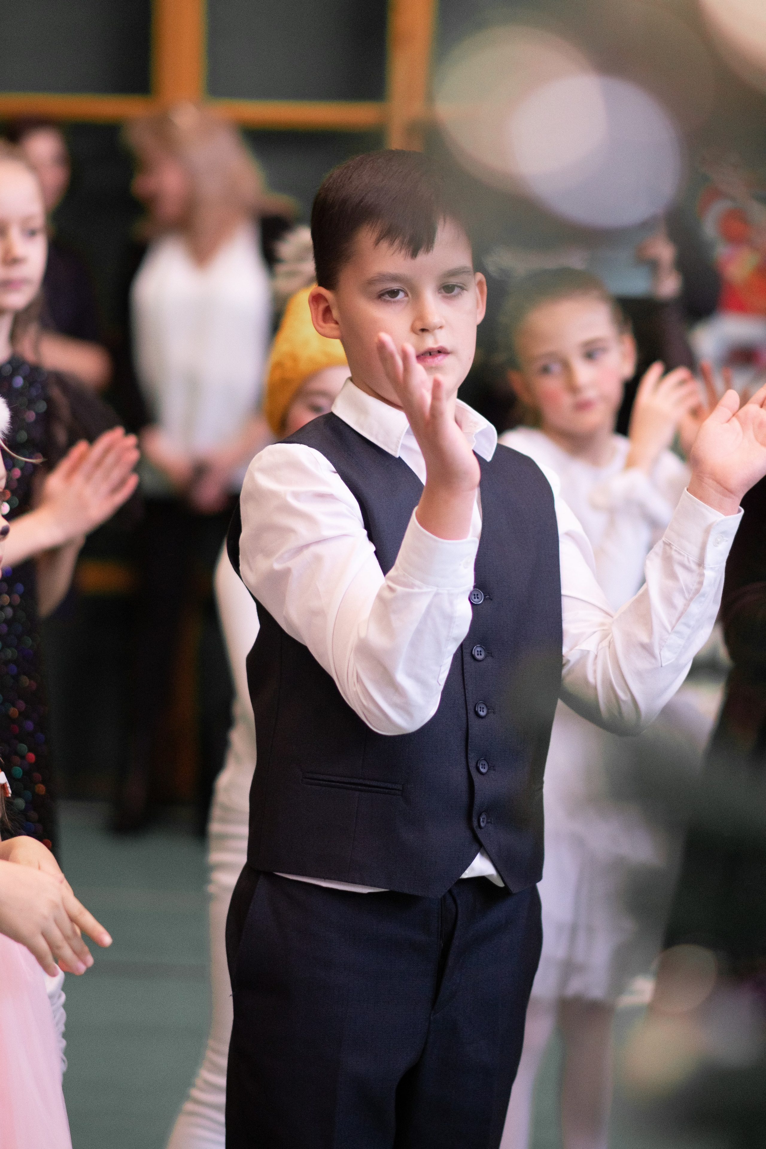 Новогодний хоровод. Семейный и детский фотограф