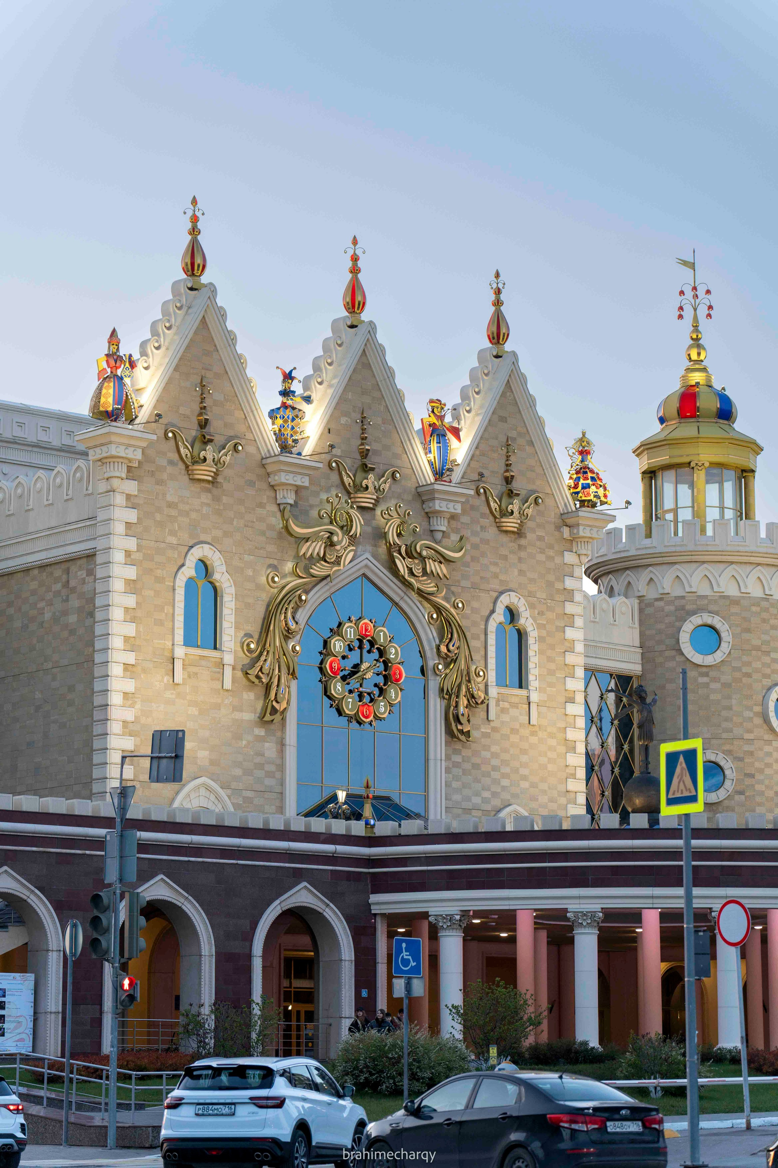 Фото. Брахим — фотограф