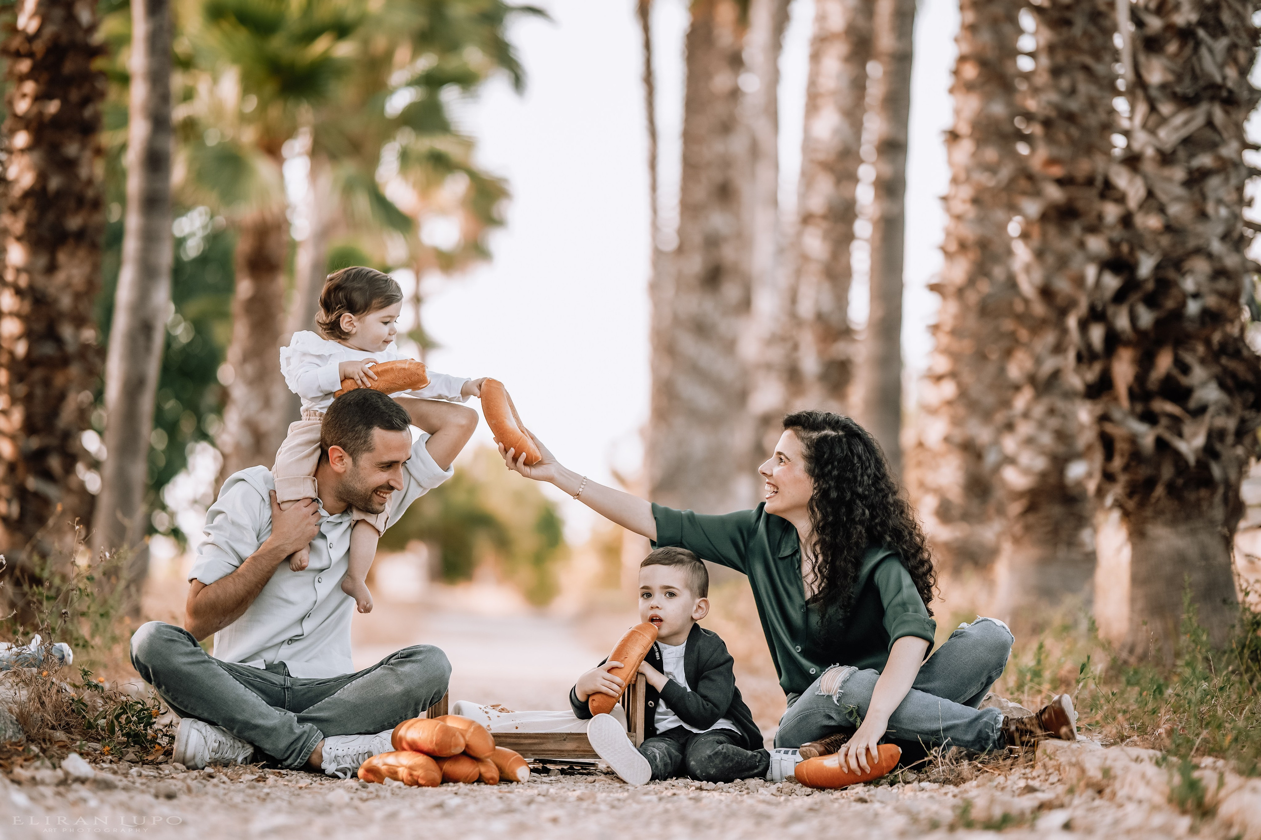 גיל שנה בטבע. לופו צלמים — צילום חתונות ואירועים