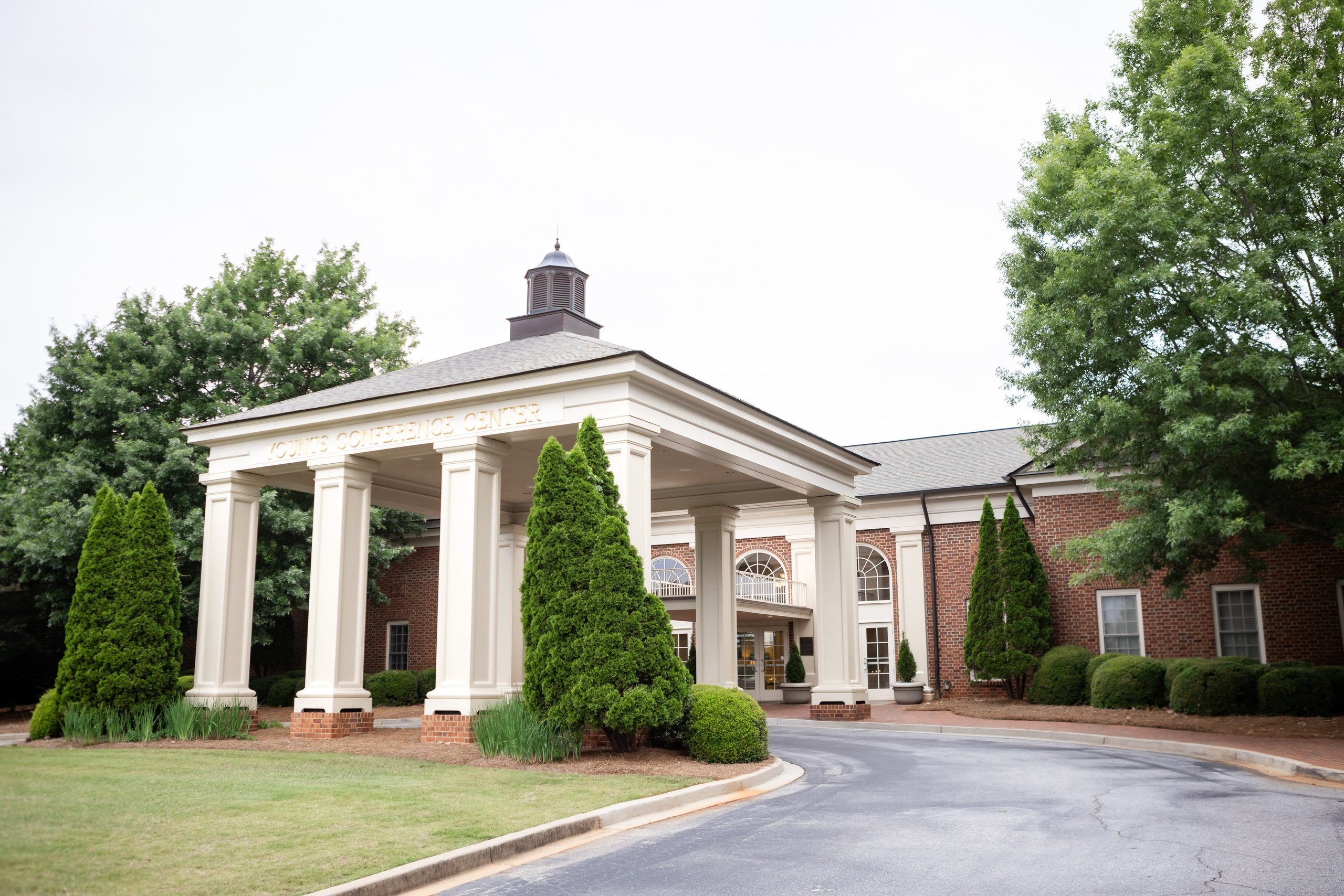 Anne and Aaron: A Love Story Written in Music and Art in Greenville SC. Wedding and portrait photography in Greenville SC
