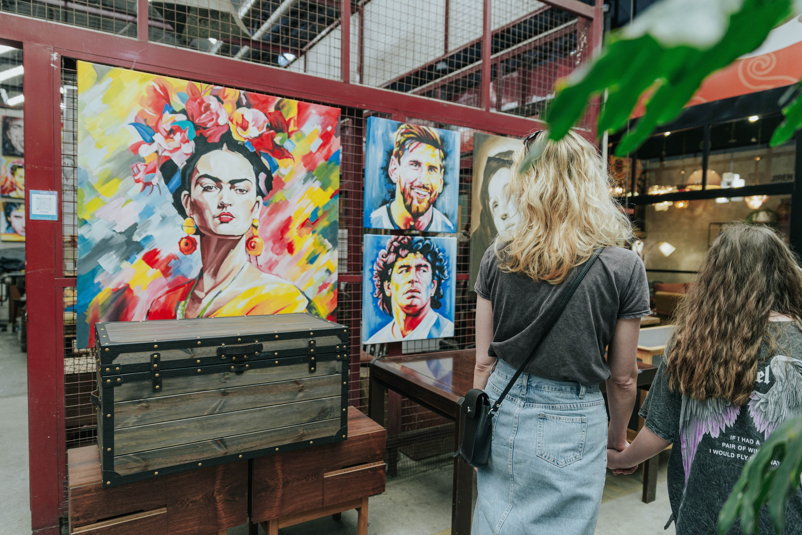 Flea Market Buenos Aires. Photographer @elmirkami in the city of Buenos Aires