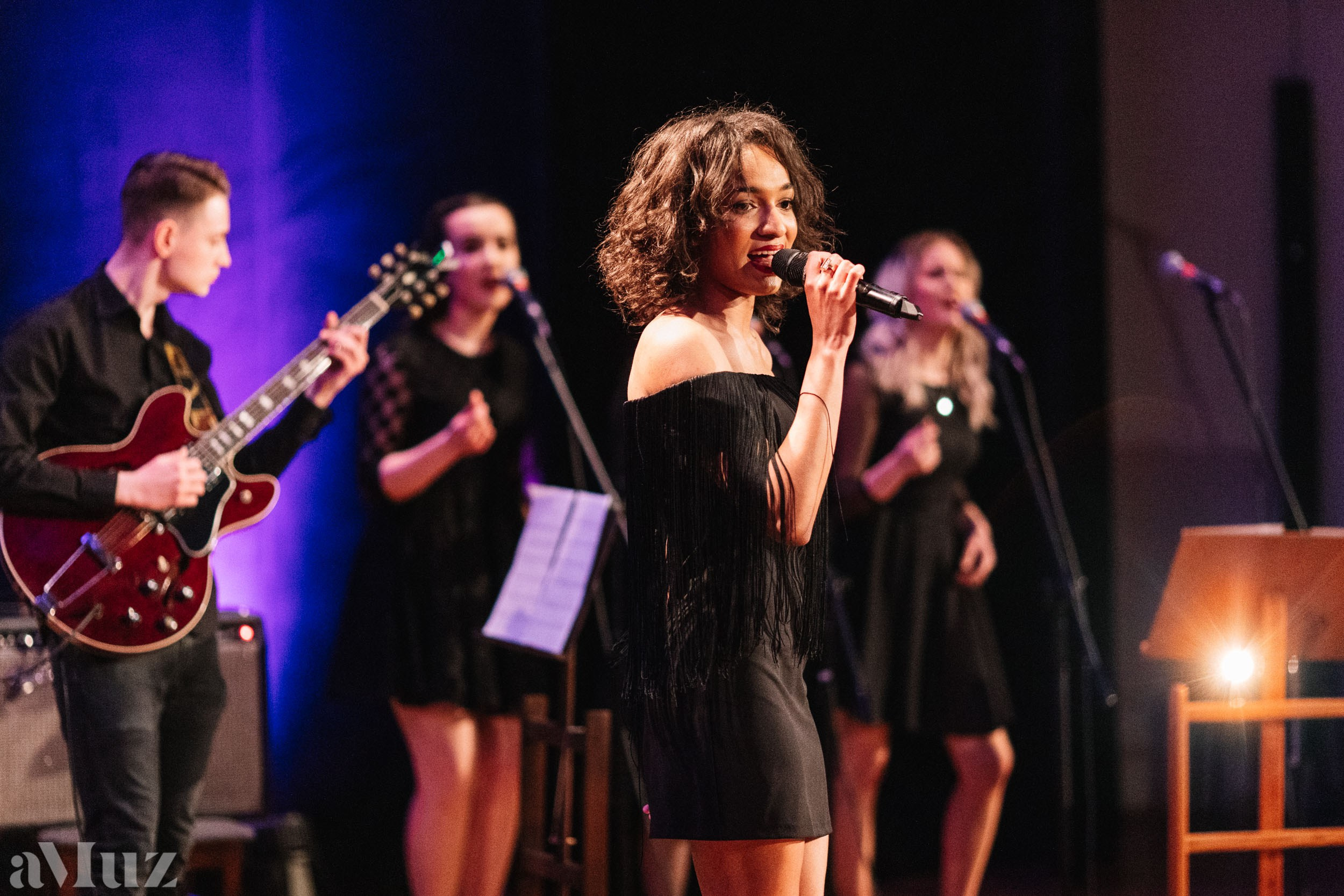 Jazz Zaśpiewam. Fotograf Ślubny Warszawa - Sesje Biznesowe Rodzinne Eventy