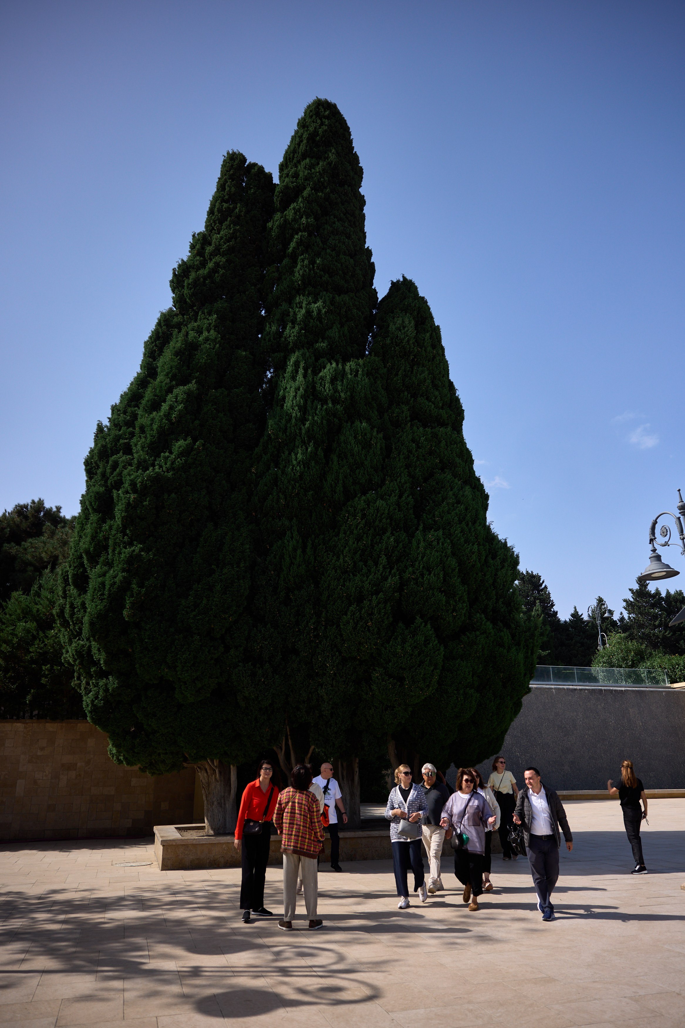 Экскурсия по Баку. День 2. Photographer in Baku Kamran Enceladus