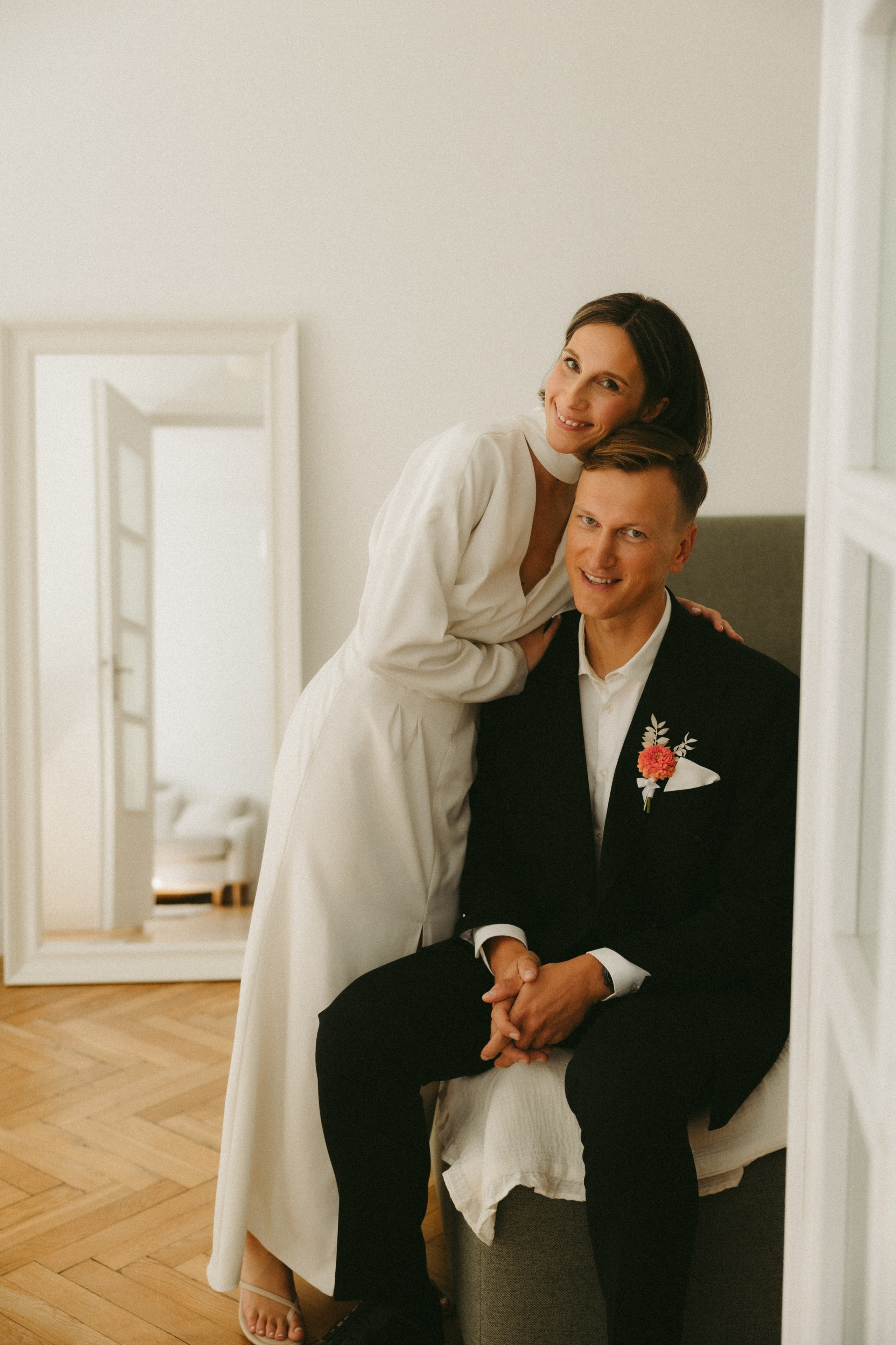 Miglė ir Mindaugas | 2024 | MIESTO VESTUVĖS. Vestuvių ir šeimų fotografė Lena Bondarenko / belove photo