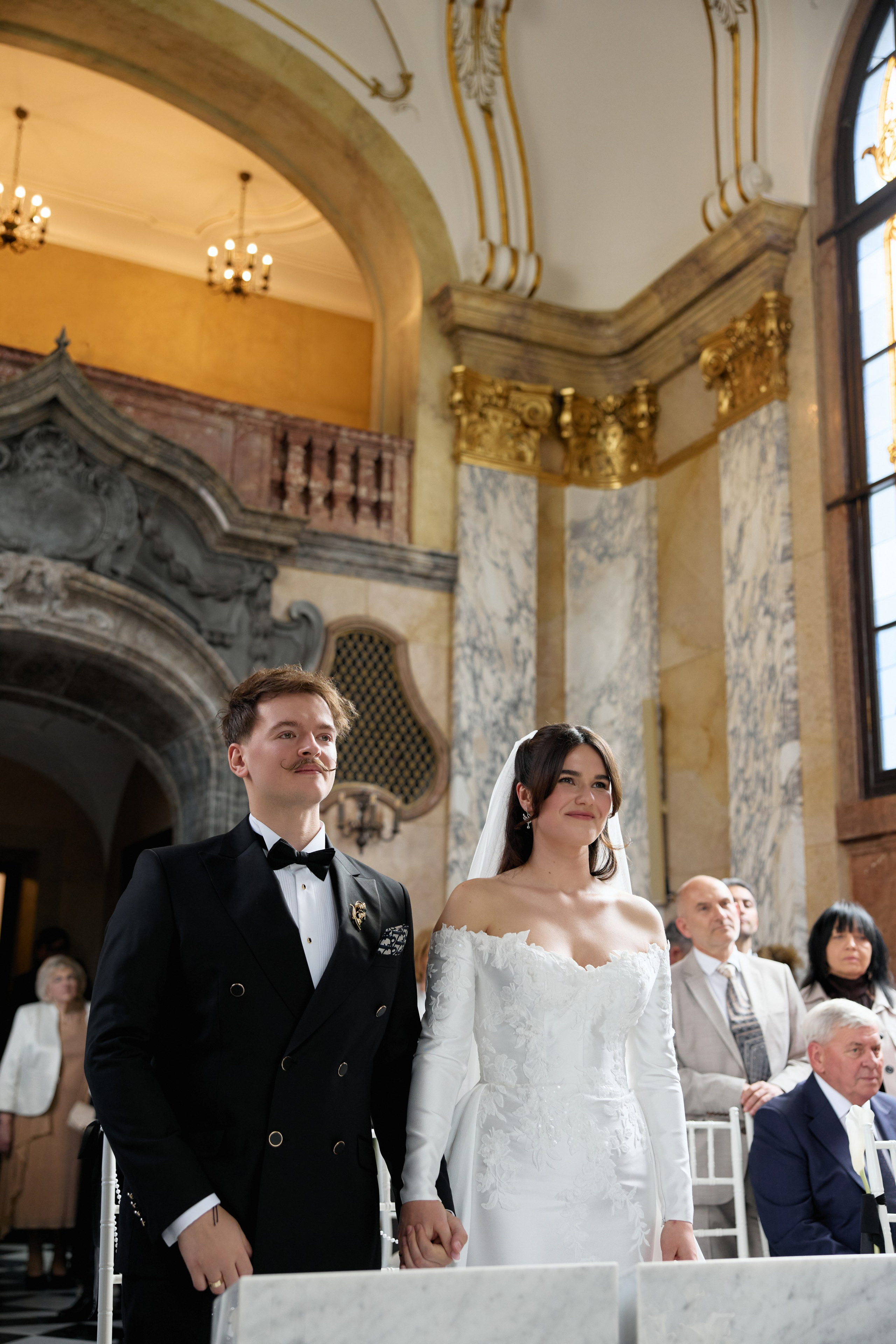 Wiktoria & Kacper. Pałac Goetz. Fotograf ślubny i rodzinny w Krakowie Yana Klymova