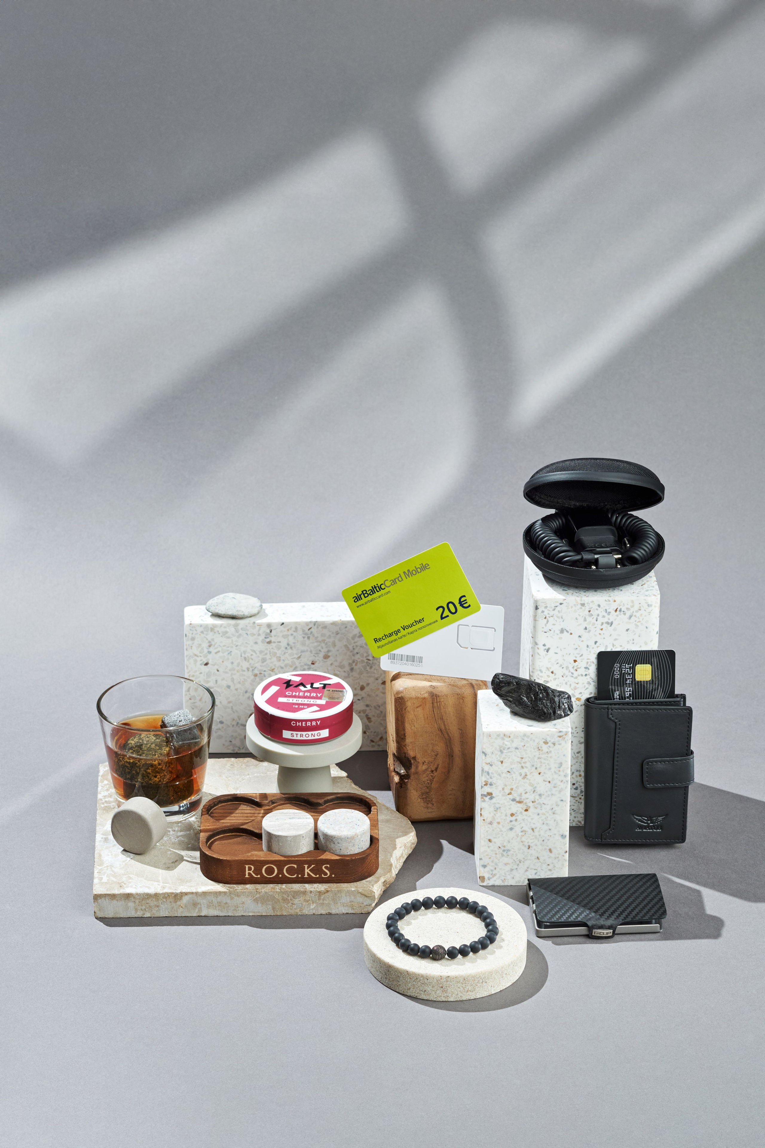 Priekšmētu fotogrāfija | MARIMOart.lv. Reklāmas un portretu fotografēšanas pakalpojumi