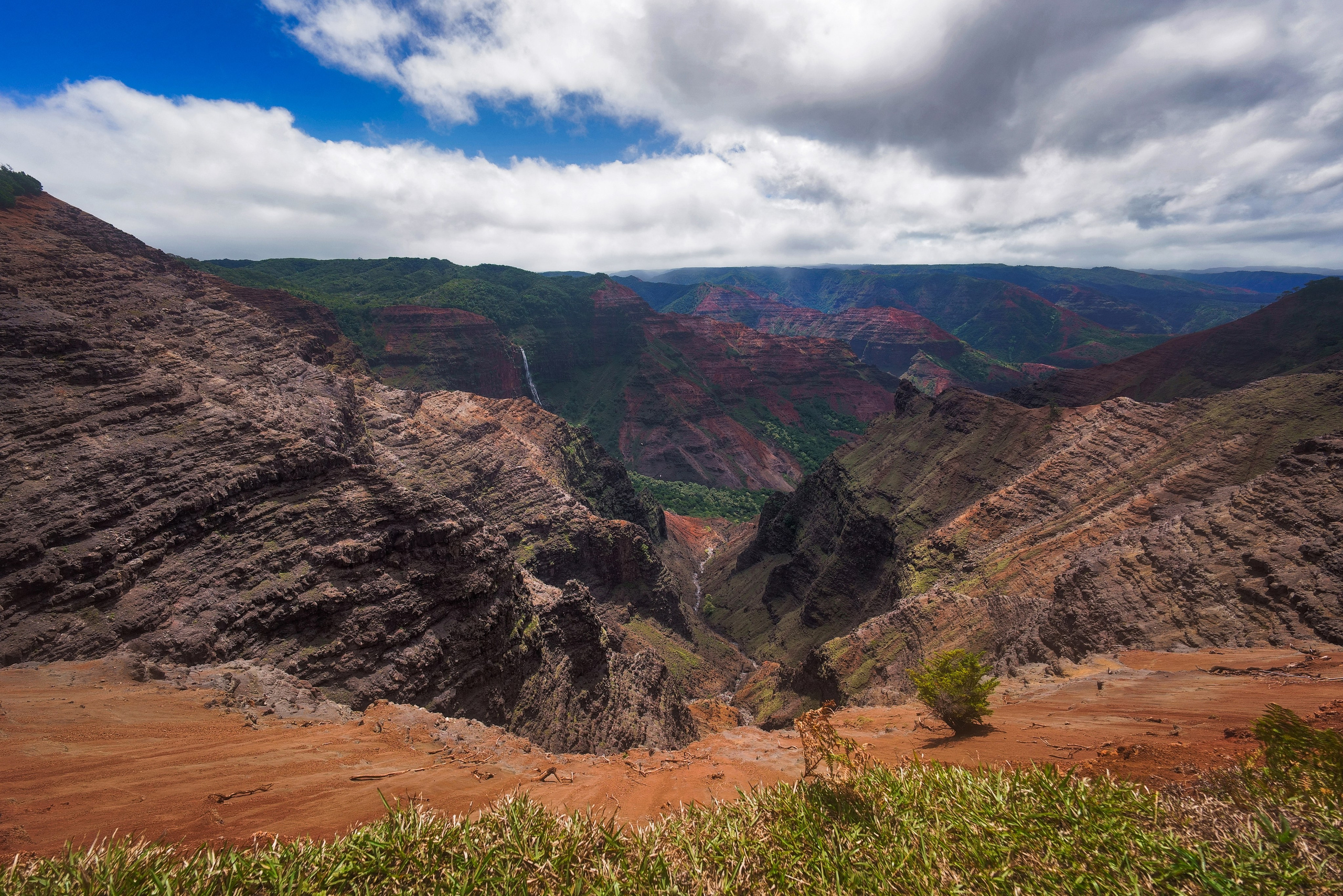 LANDSCAPES. Awards winning photographer in Kauai, Hawaii