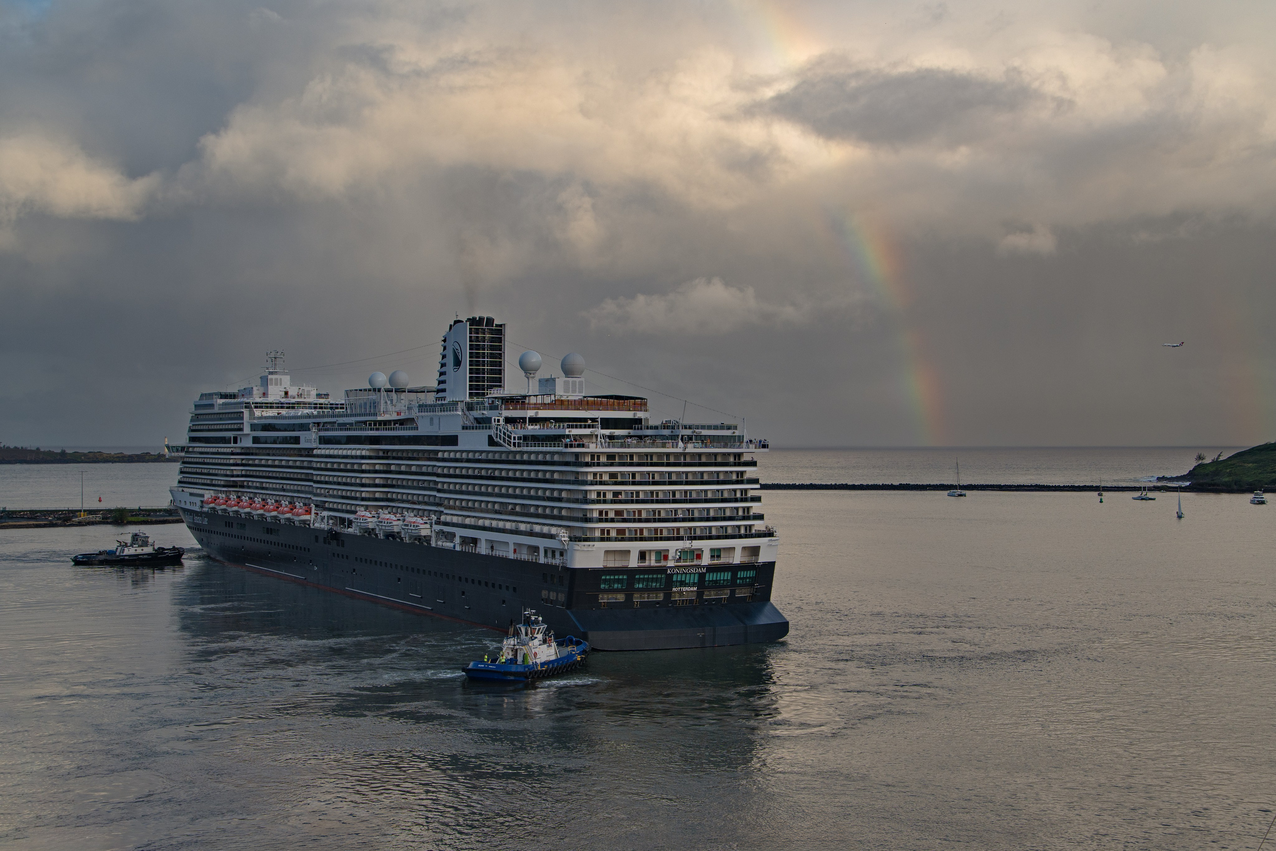 SHIPS. Awards winning photographer in Kauai, Hawaii