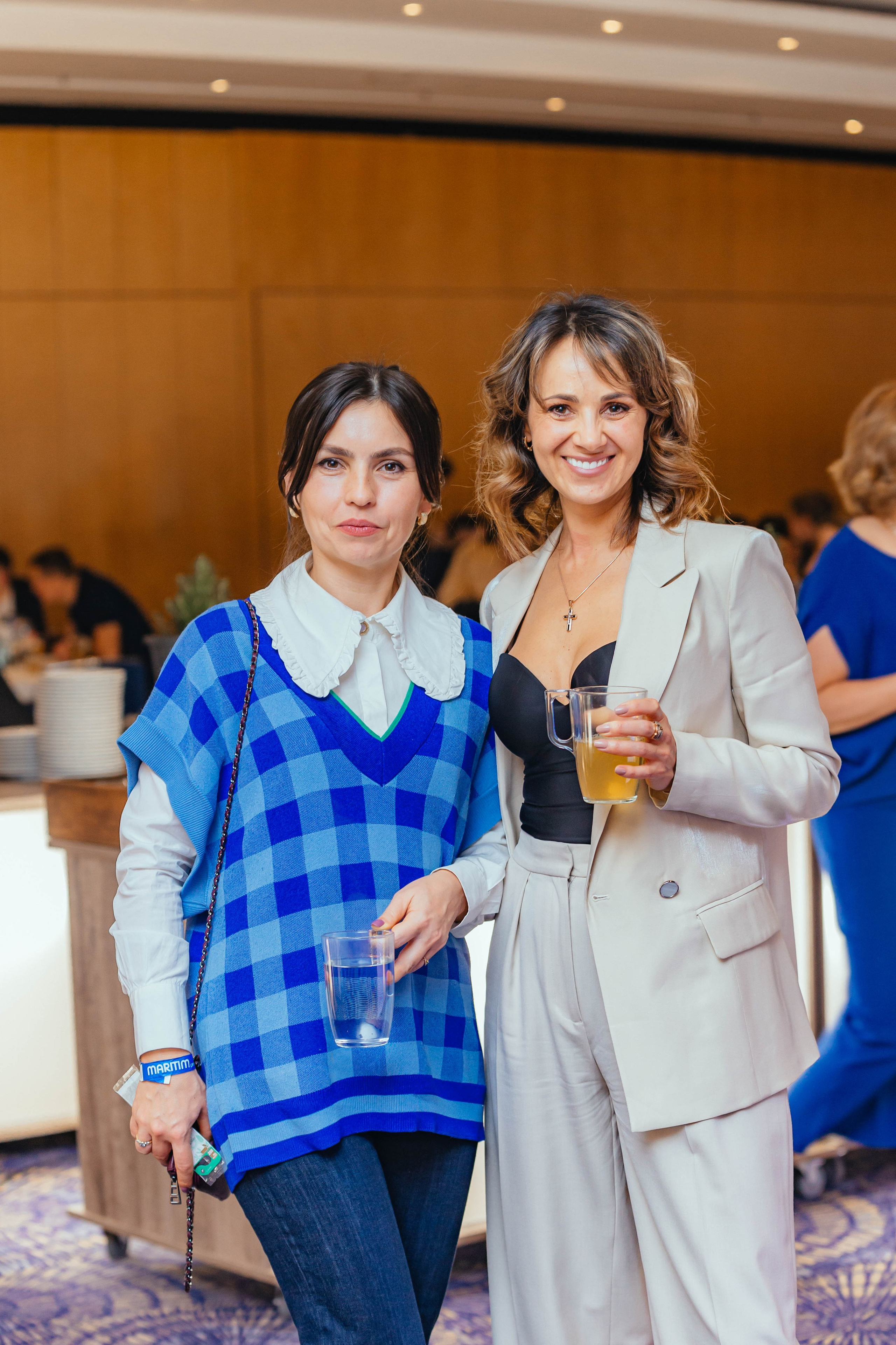 Club Bizon. Portrait family photographer in Berlin Elena Zakh