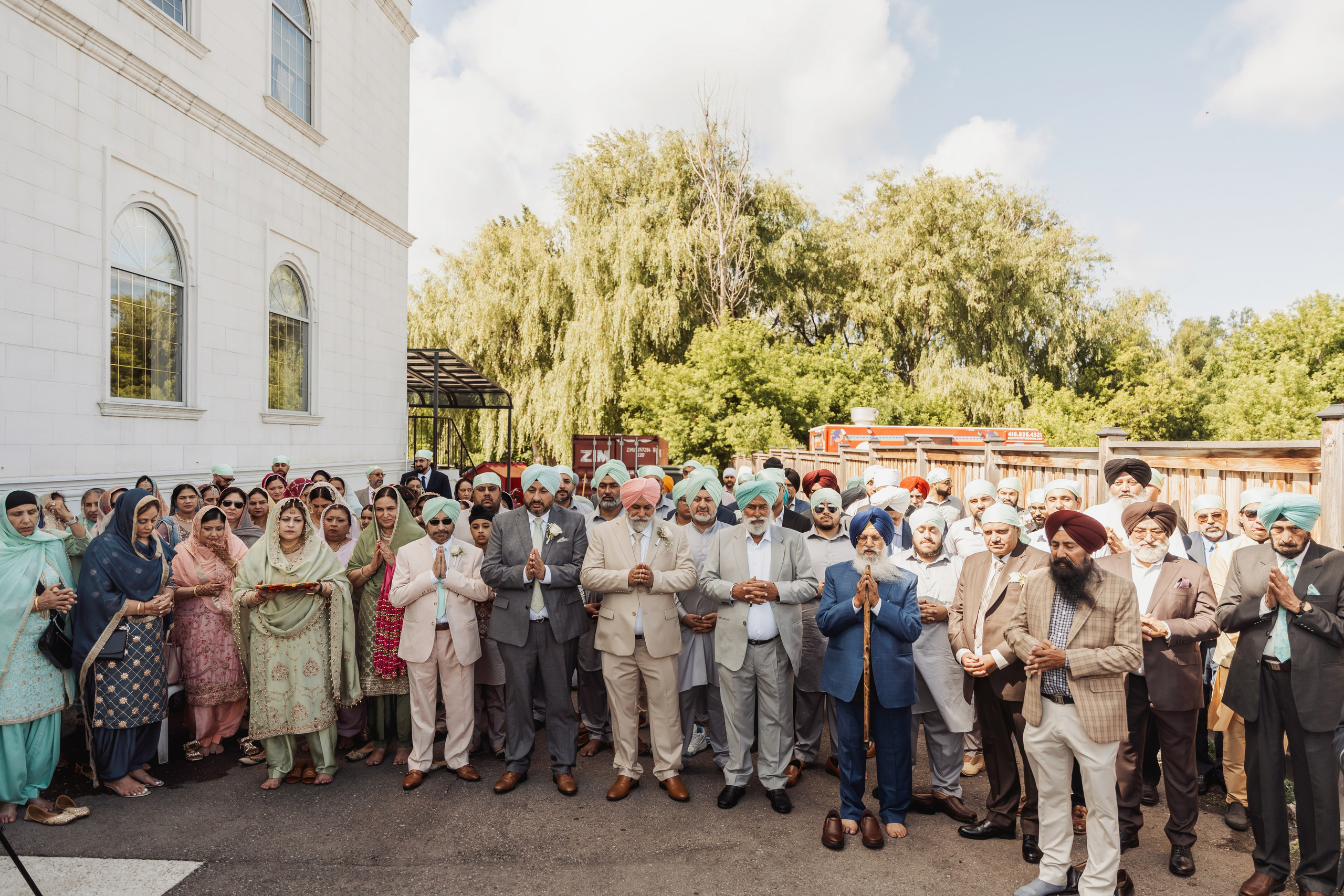 Gagan & Jasmeen. Wedding Photographer & Cinematographer studios