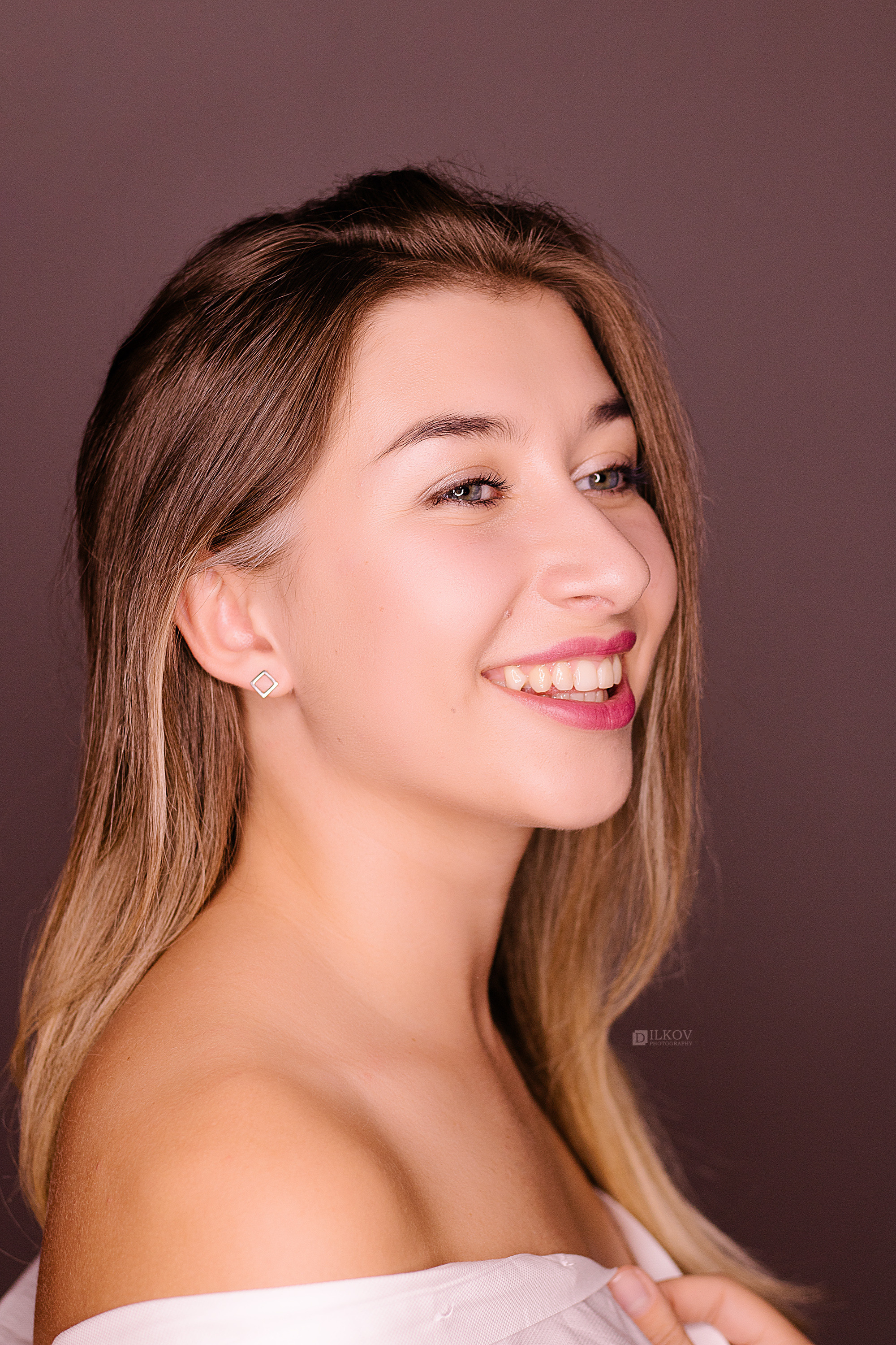 Marta| Photo session in studio, Dimitri Ilkov photography. Dimitri Ilkov Photography — Capturing Life’s Moments in Edmonton, Cana