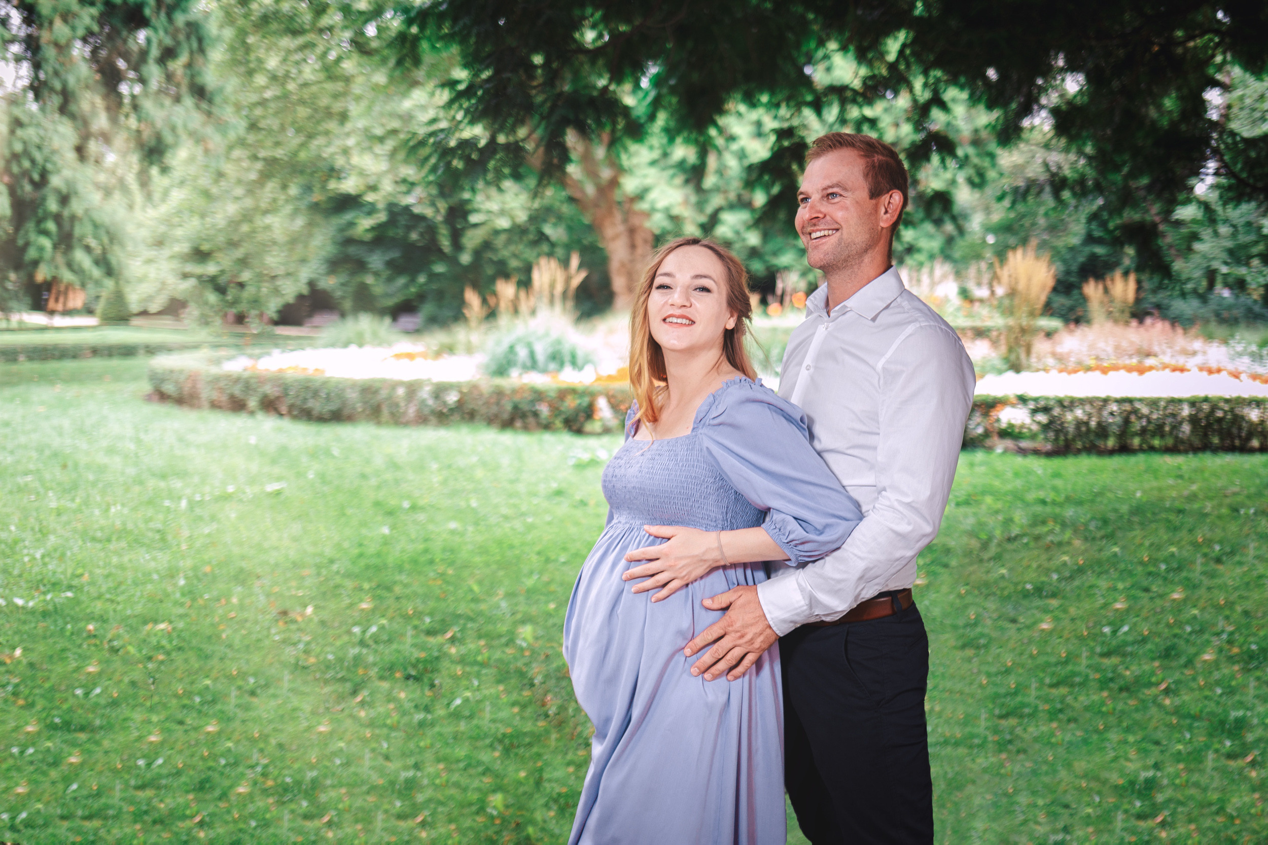 Julia & Krzysztof Pregnancy photoshoot in Outdoor. Dimitri Ilkov Photography — Capturing Life’s Moments in Edmonton, Cana