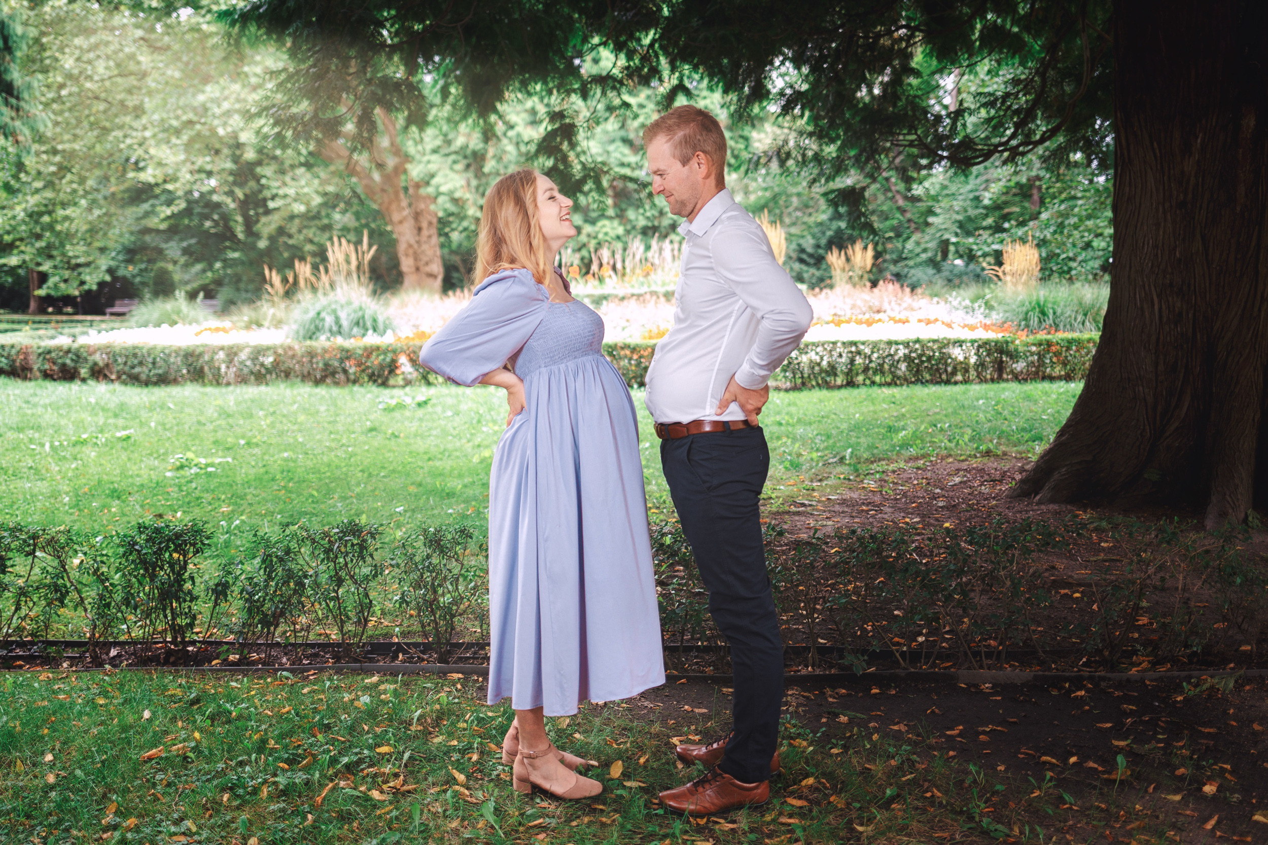 Julia & Krzysztof Pregnancy photoshoot in Outdoor. Dimitri Ilkov Photography — Capturing Life’s Moments in Edmonton, Cana