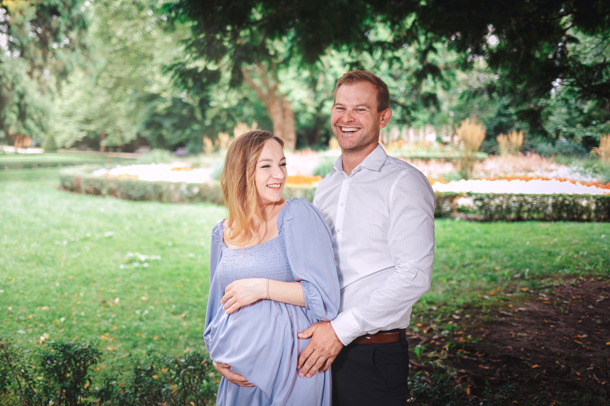 Julia & Krzysztof Pregnancy photoshoot in Outdoor. Dimitri Ilkov Photography — Capturing Life’s Moments in Edmonton, Cana
