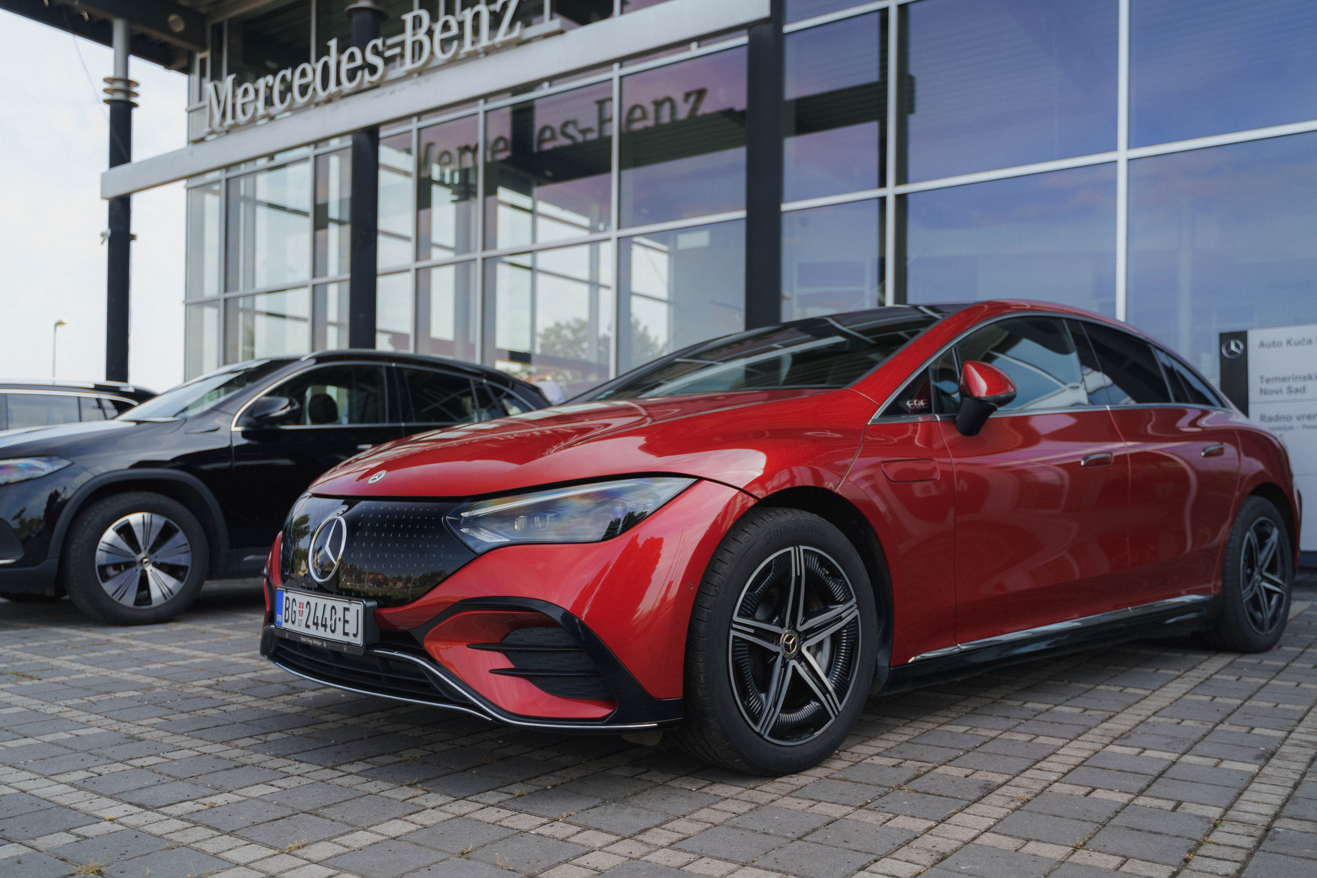 Auto kuca Mikom EV event. Жуков Студио