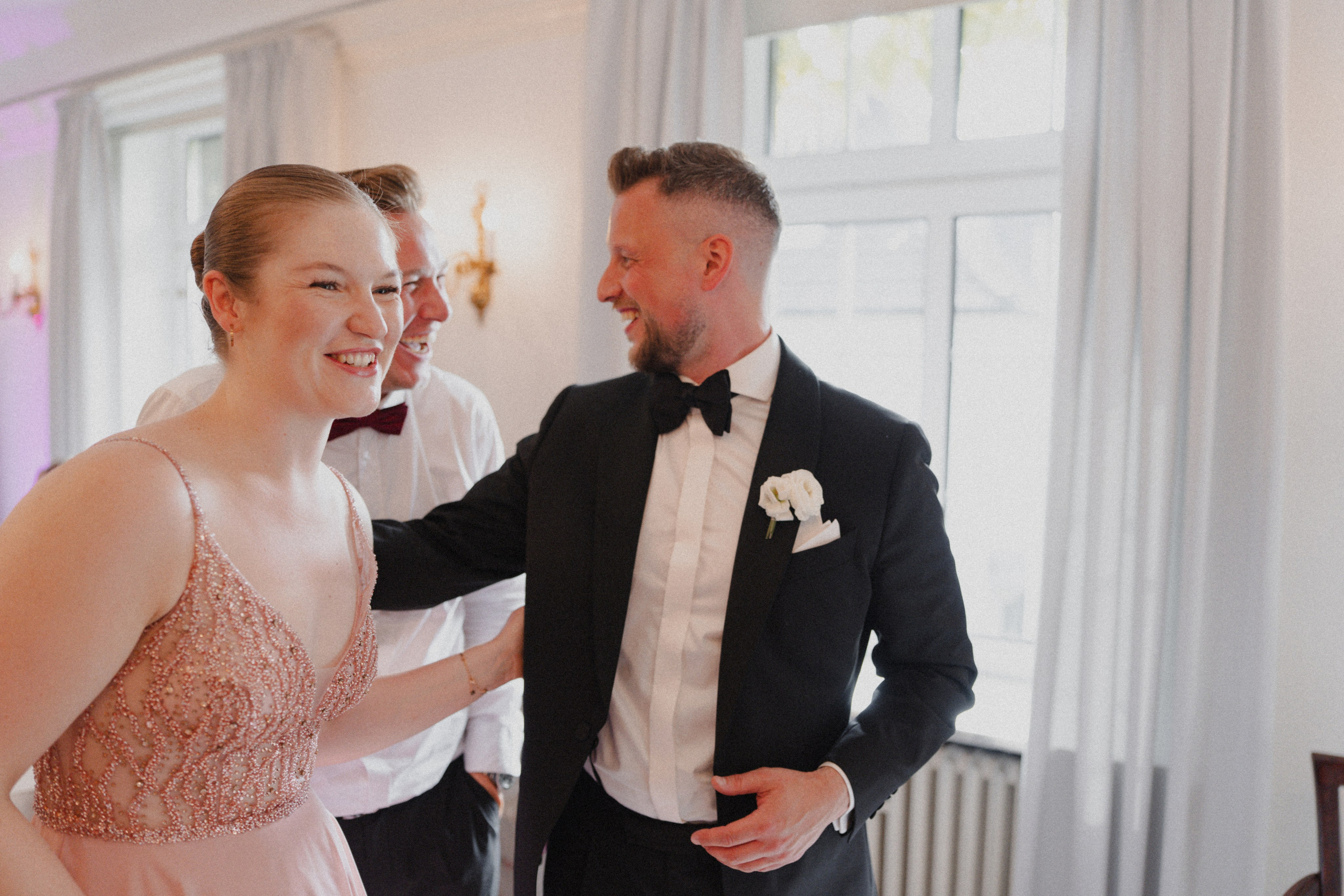 Jessica & Felix I Gesellschaft Harmonie Bochum. Hochzeitsfotografin Bochum | Halyna Reiche Fotografie NRW