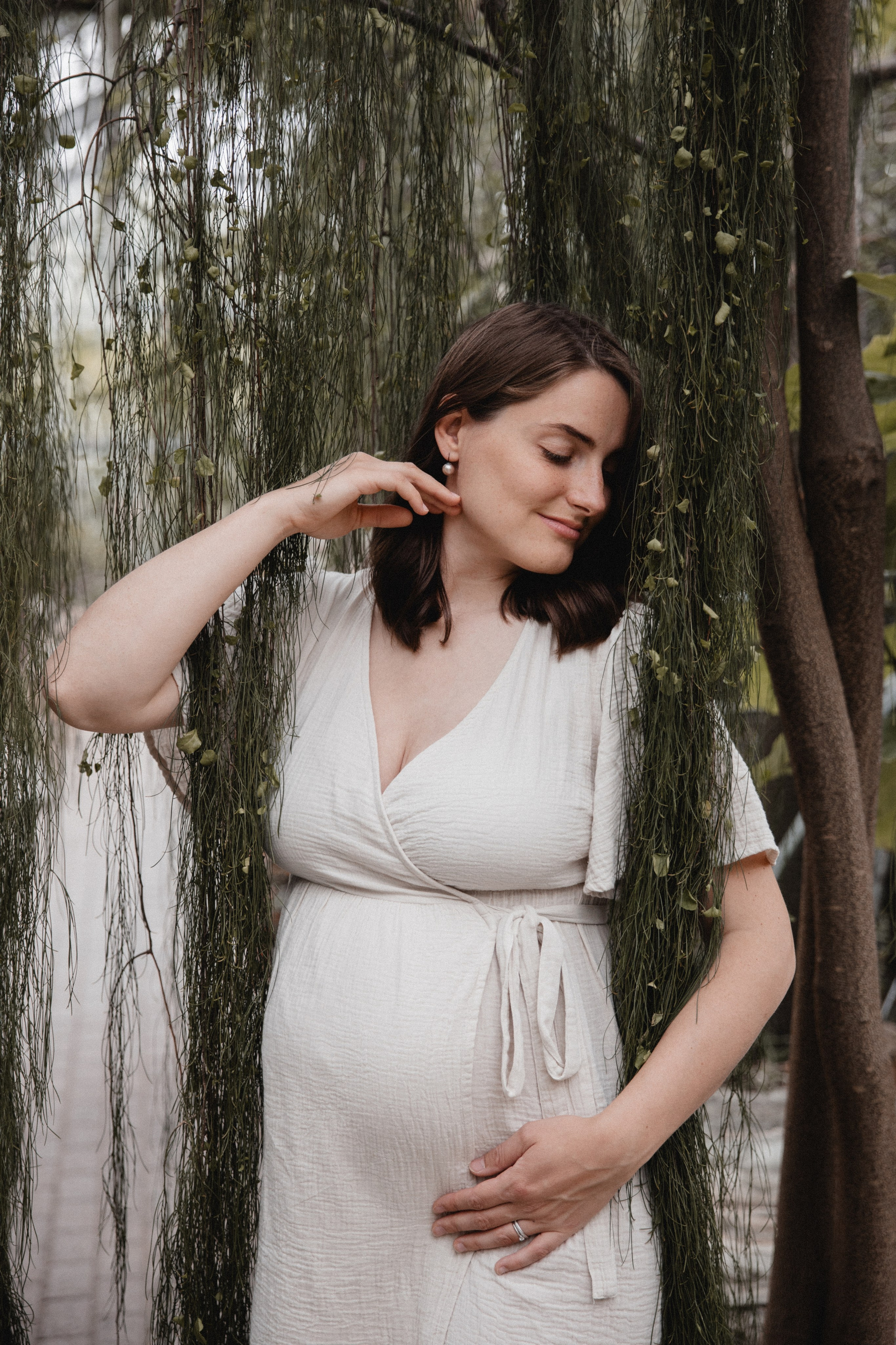 Babybauch Shooting im Botanischen Garten Bochum | Reiche Fotografie. Hochzeitsfotografin Bochum | Halyna Reiche Fotografie NRW