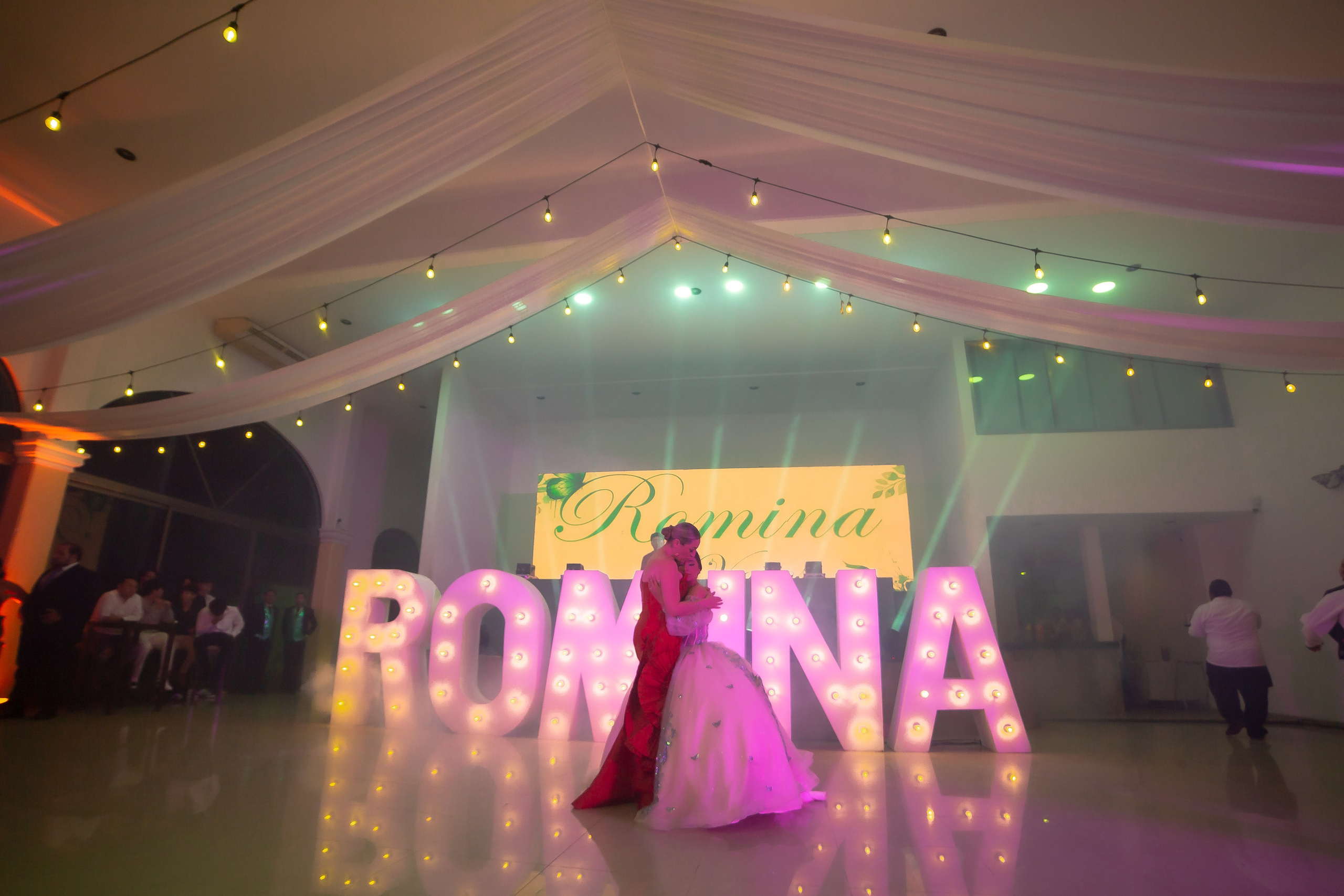 XV AÑOS ROMINA