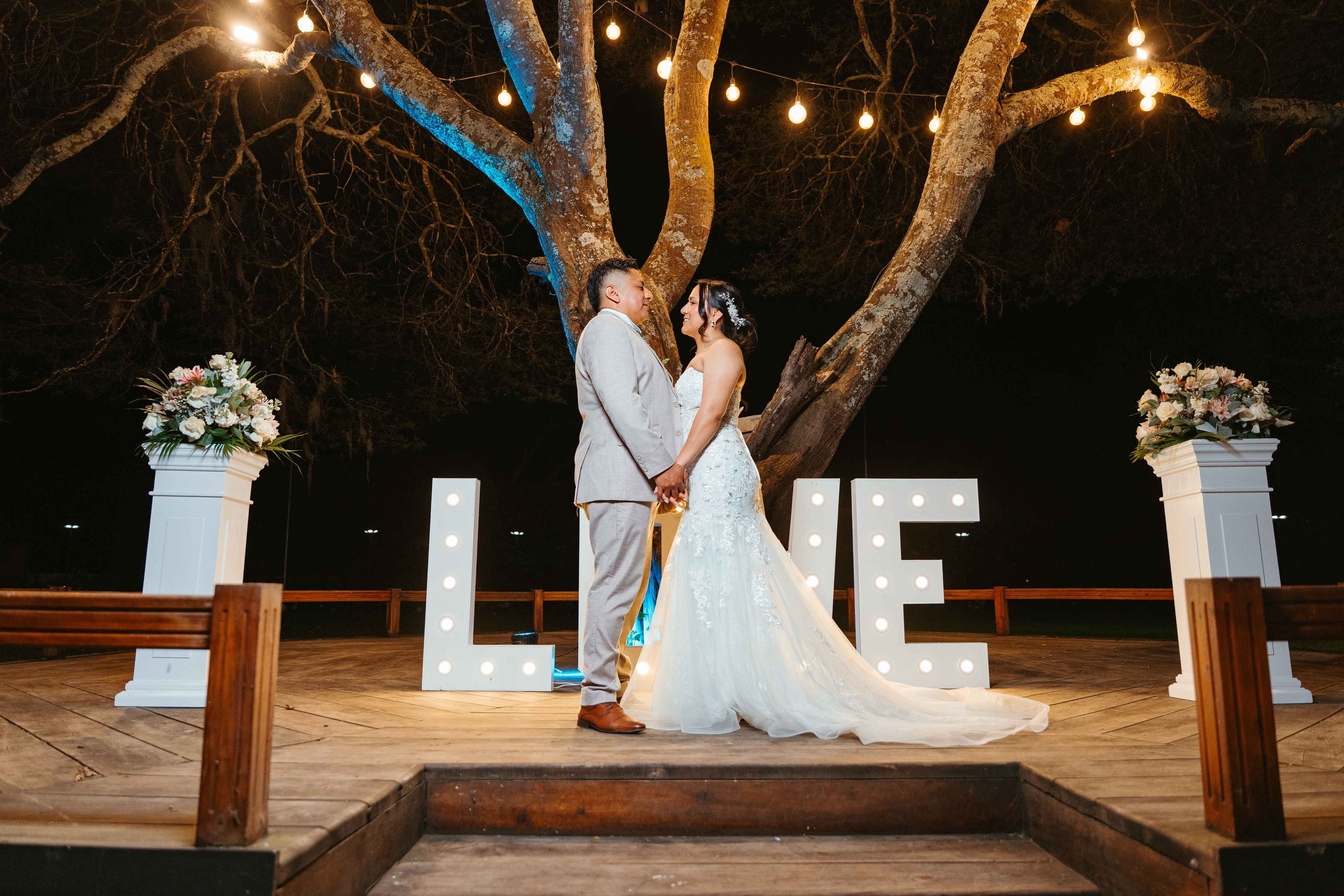 Karol y Jairon. Fotógrafo de bodas en Loja Ecuador | Piero Alvarez PH