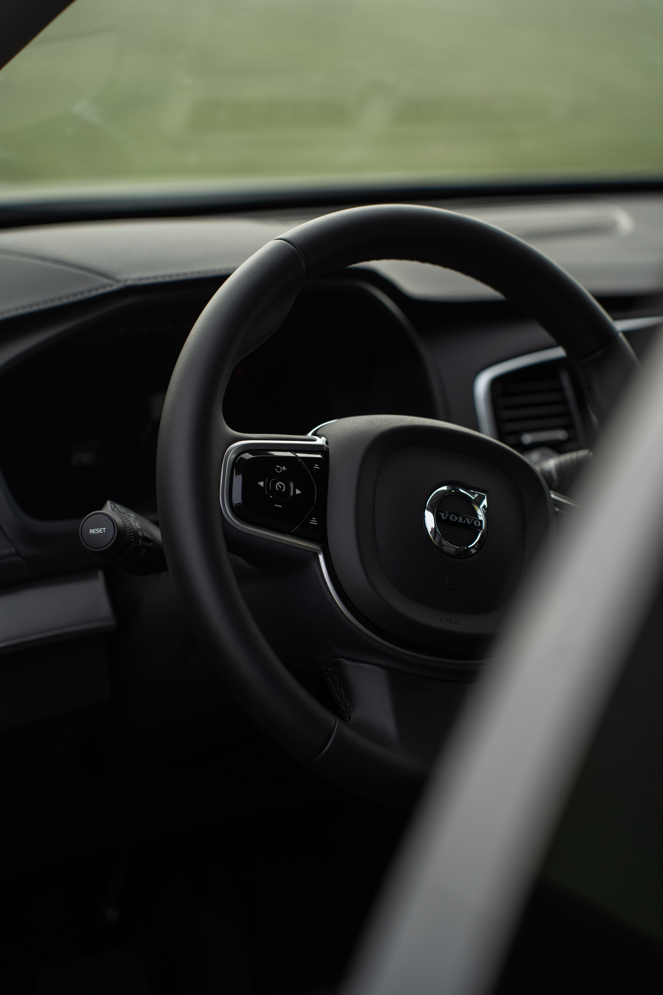 Volvo Cars Romania. Patricia Morenci — Mountain Adventures for the Wild at Heart