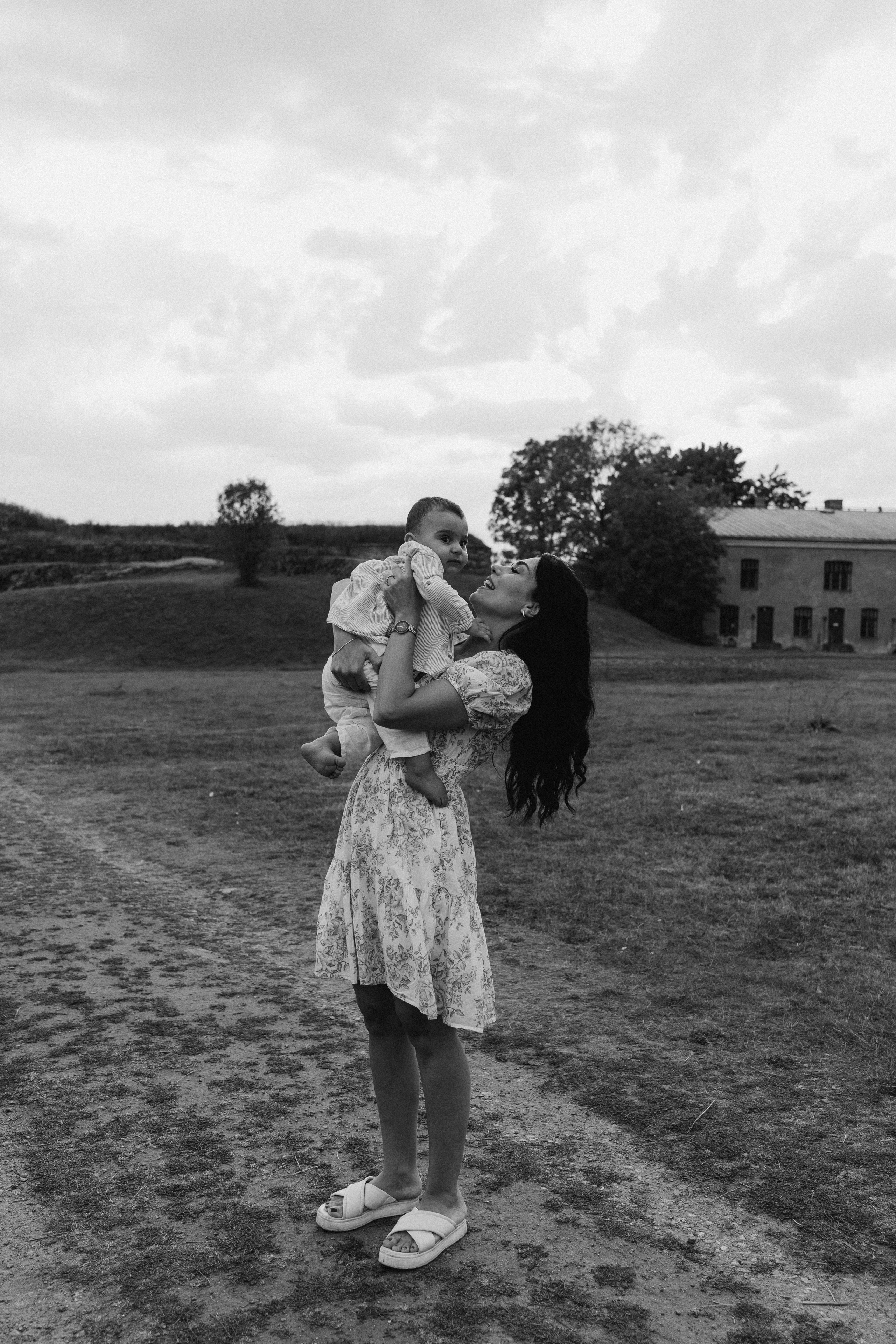 Summer. Wedding and potrait photographer in Helsinki Vickan O