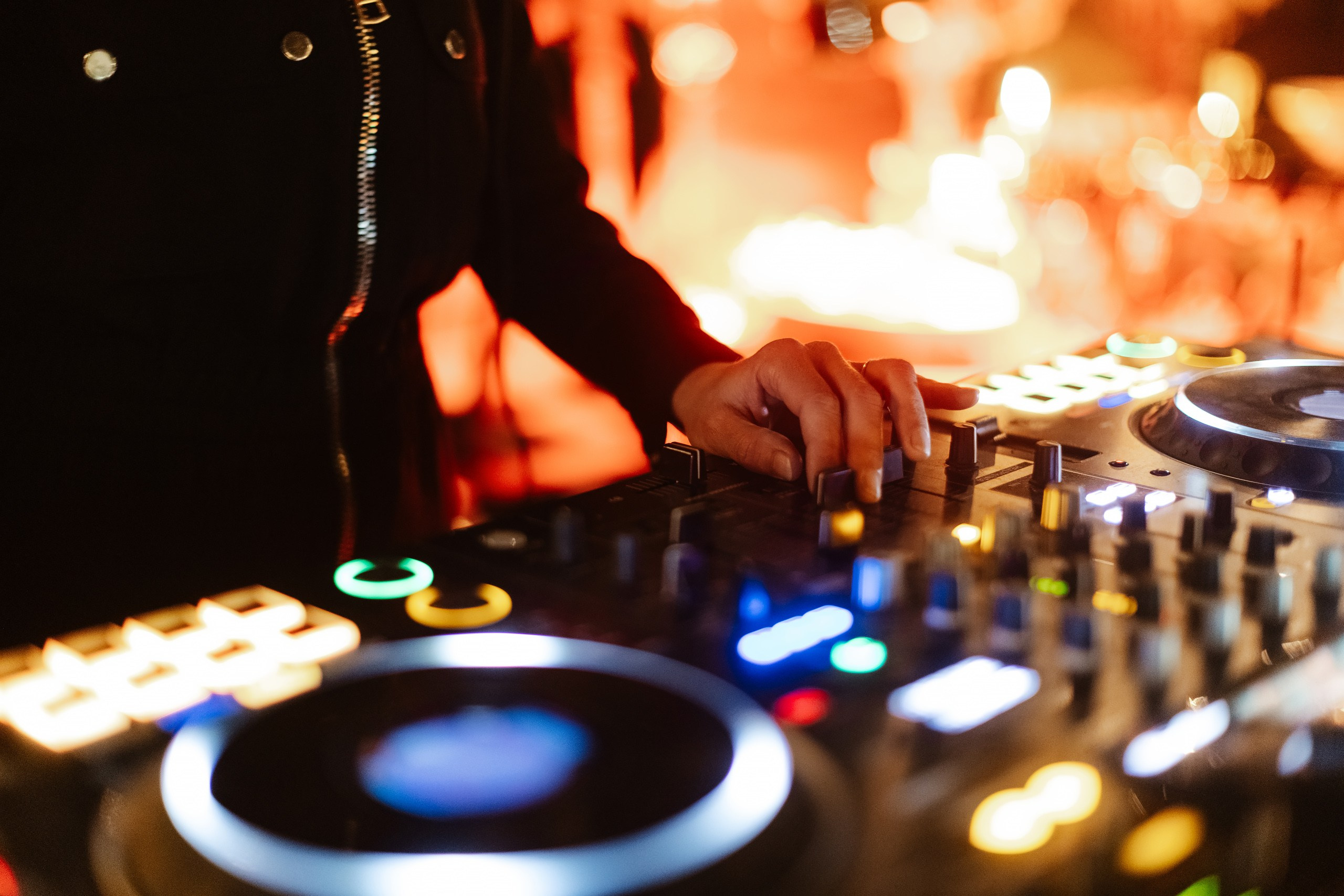 Elena’s Birthday Party. Wedding family event photographer in Chicago Nick Yushevich