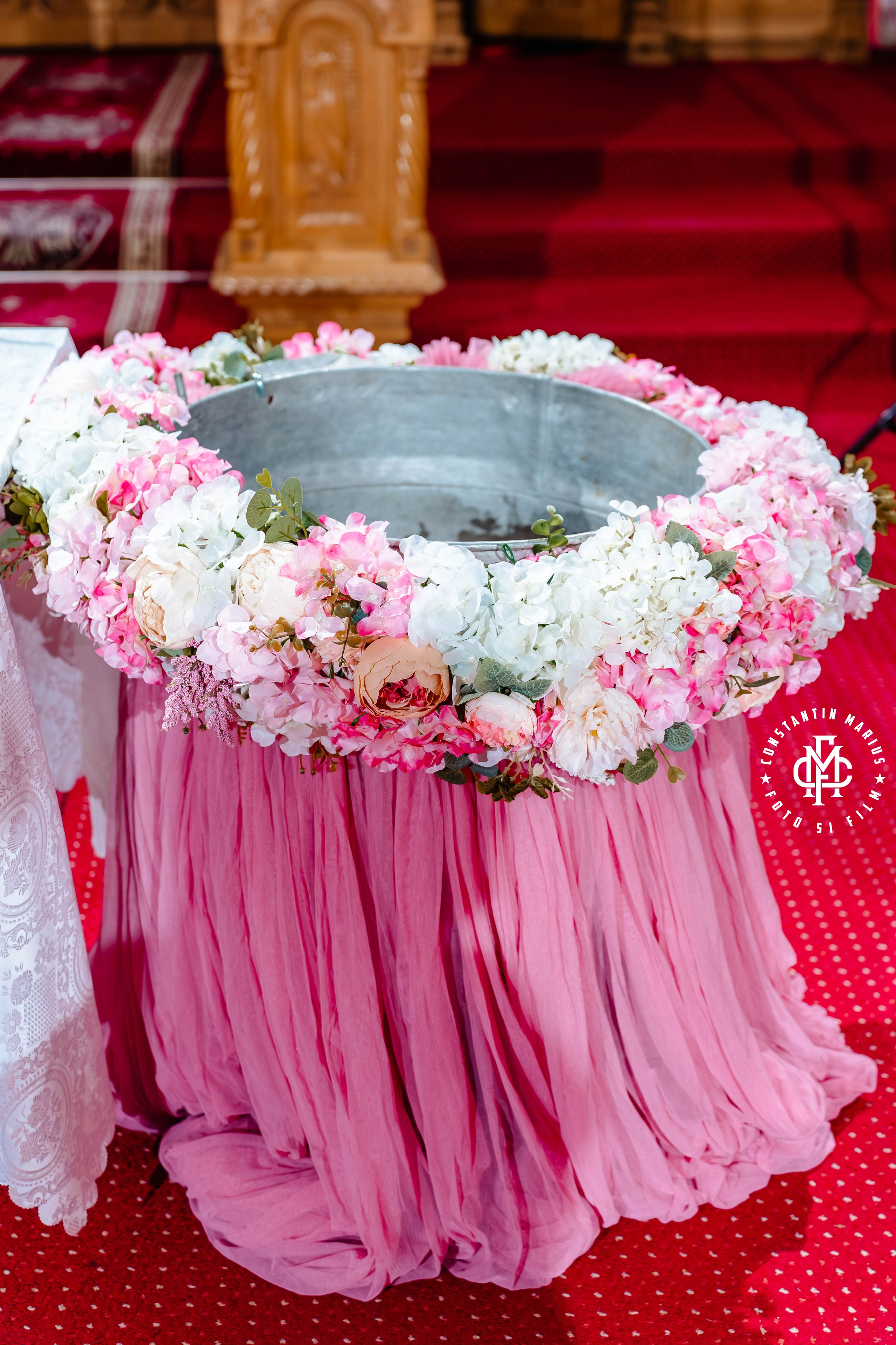 BAPTISM PHOTOGRAPHY. DESPRE NOI