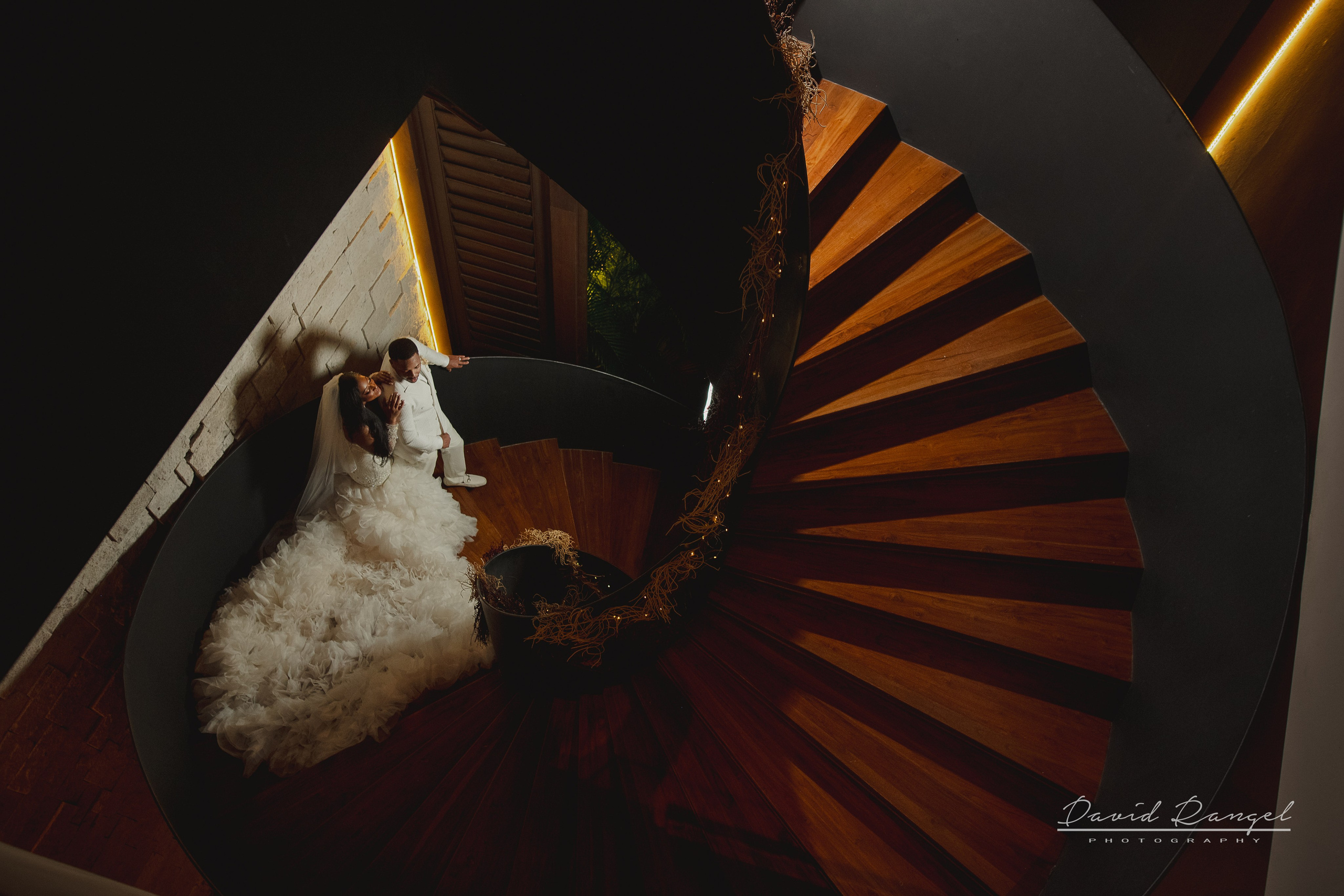 Classic Weddings. Destination wedding photographer based in Cancun and Riviera Maya with service worldwide