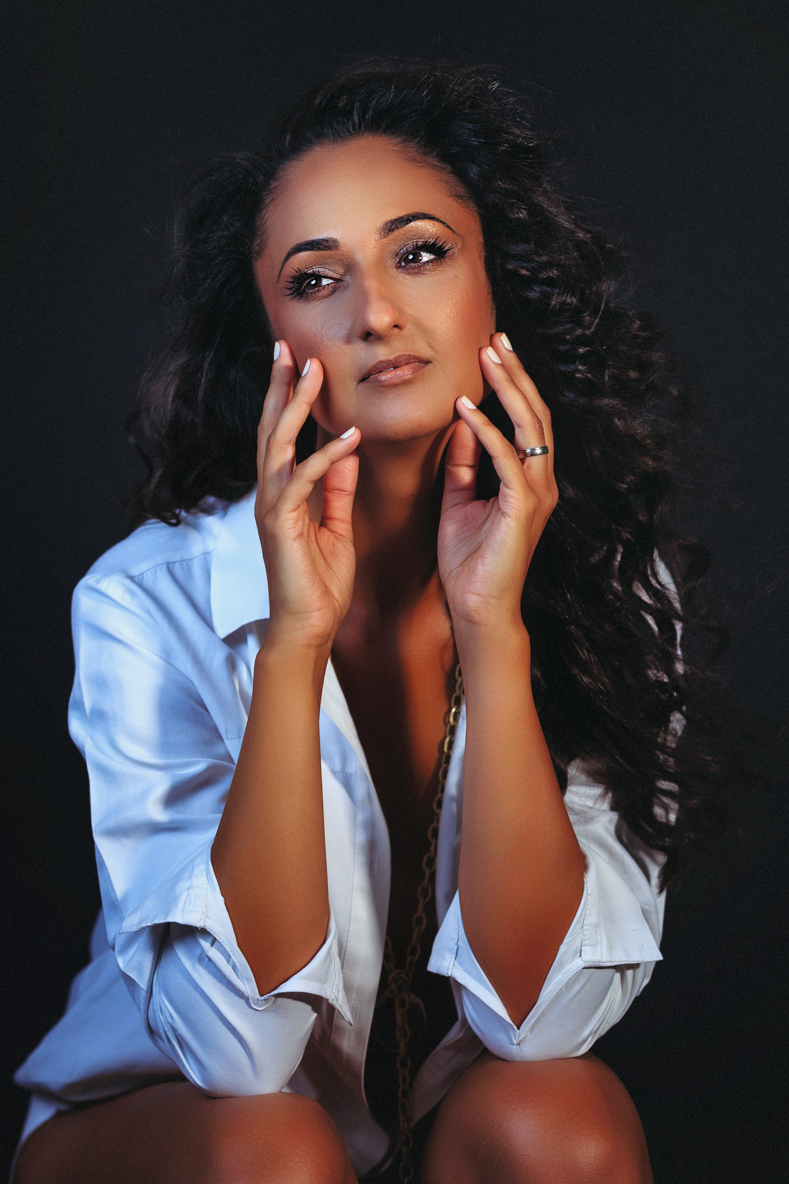 Portrete Constanta - O clipa de sinceritate in faţa camerei. Elena Mascan – Fotograf newborn, maternitate, portret, smash the cake & branding personal | La Femme Studio Photograpy|Constanţa