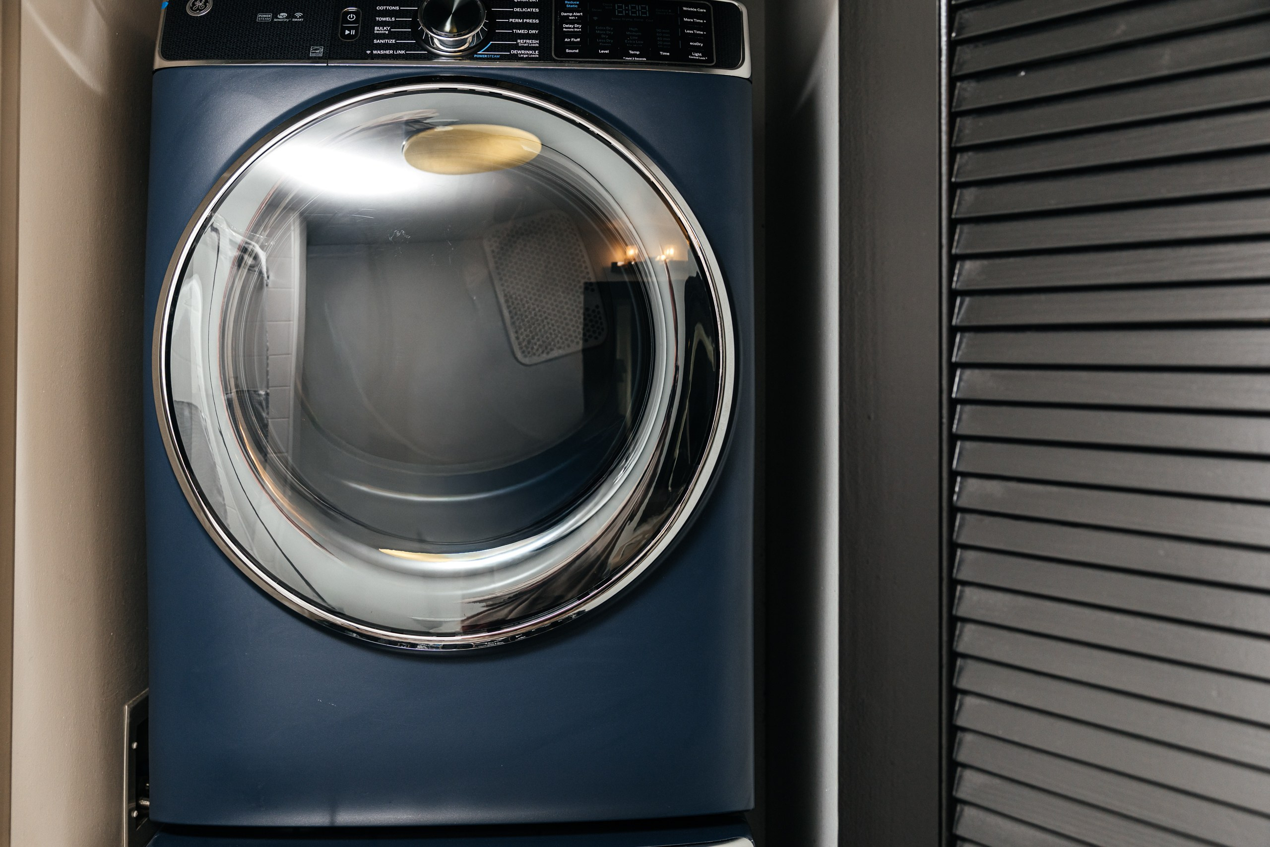 Foamy Apartment. Photographer Andrei White