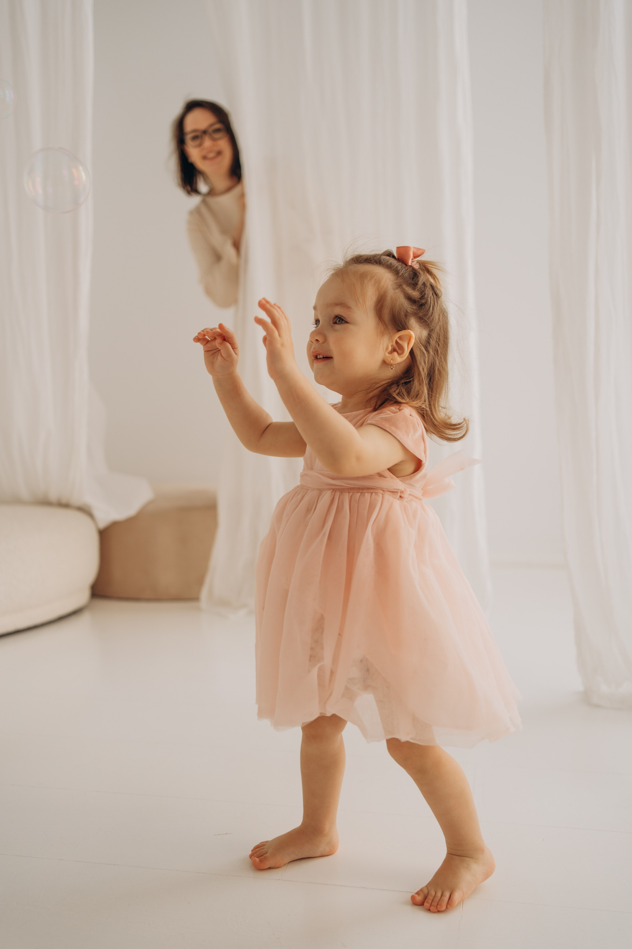 Studio — Kristina´s 2nd bday. Family photographer in Helsinki, Victoria Guadagno