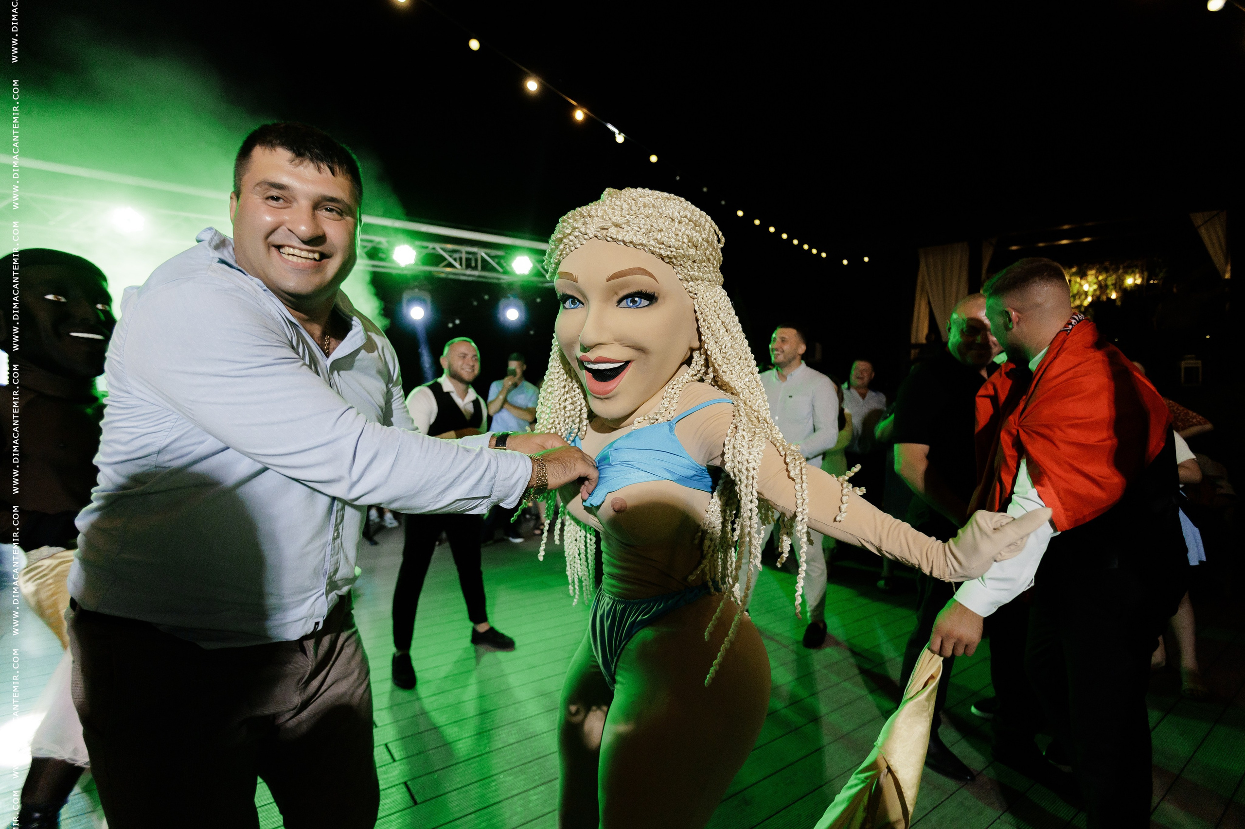 TUDOR & ALIONA | Gril Parc. Fotograf de nuntă în Chisinau, Moldova. Poze și Video Comerciale