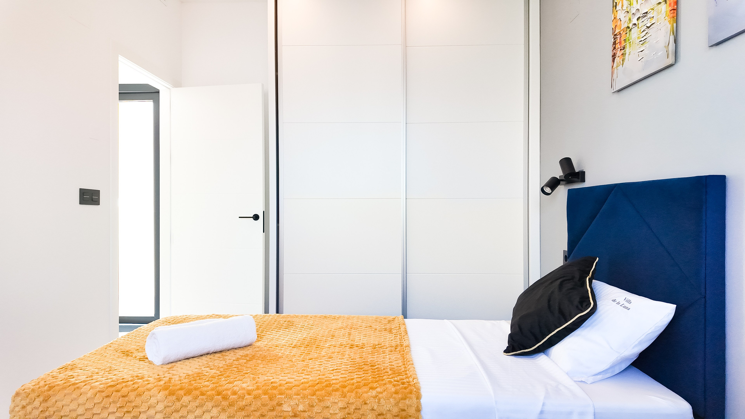 VILLA Luna I&M GROUP. Baby Beast