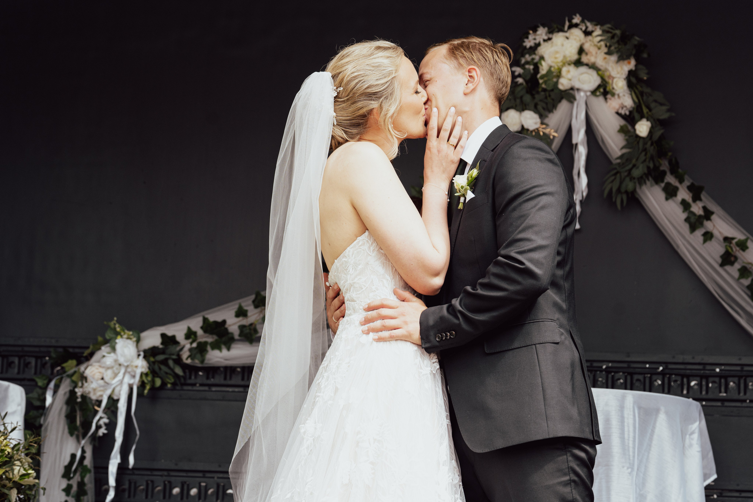 Bryllupsfotograf og videograf med fagskoleutdannelse i Porsgrunn, Telemark, Vestfold og Oslo