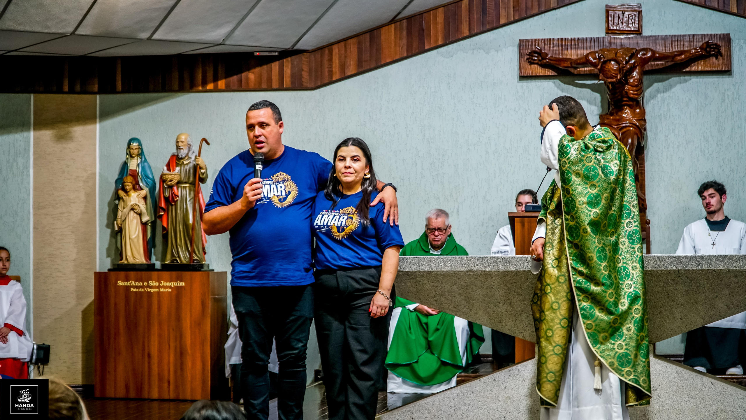 Acampamento Casais. Handa Produções