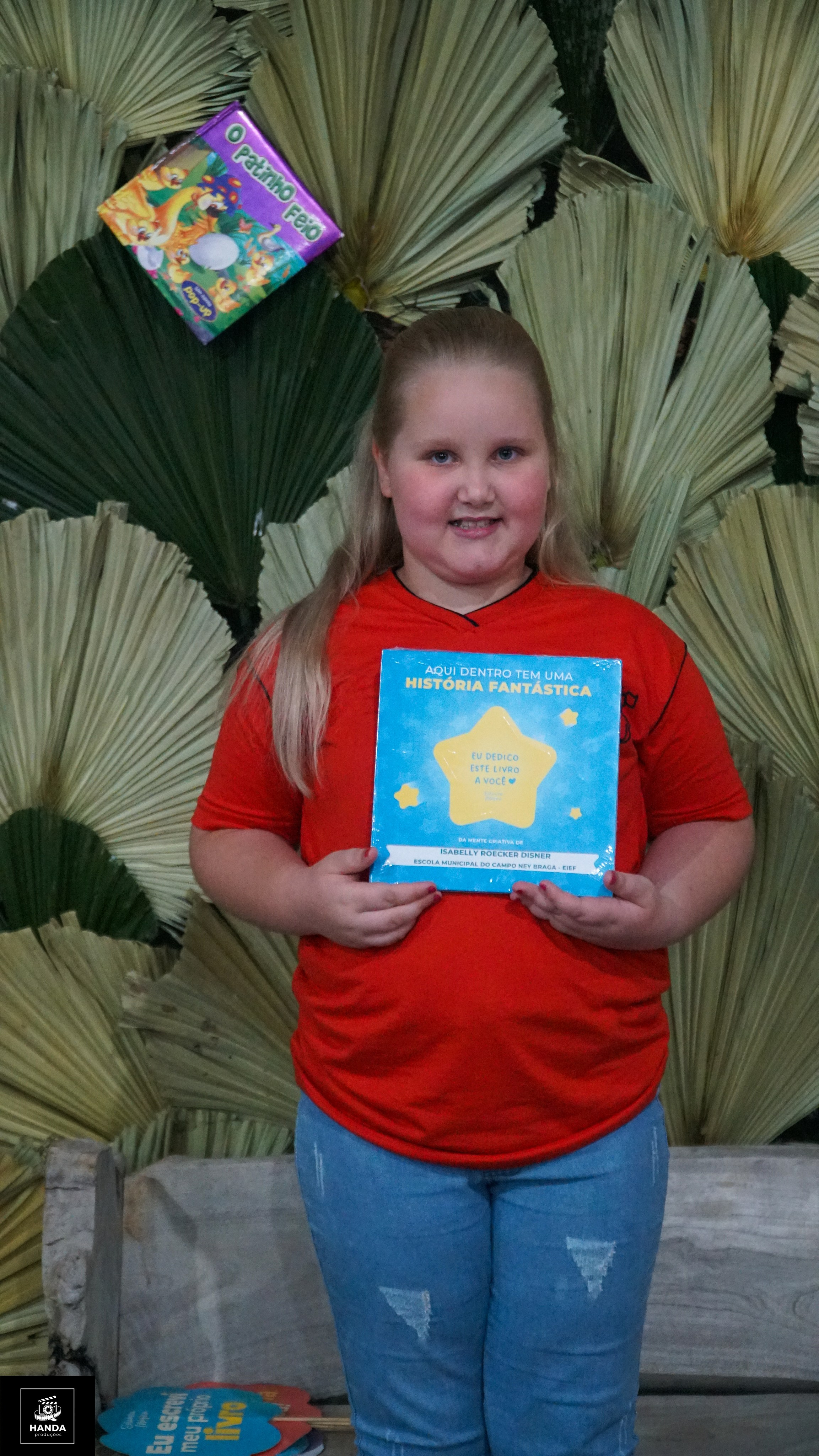 Noite autógrafos colégio Aurélio Buarque de Holanda. Handa Produções