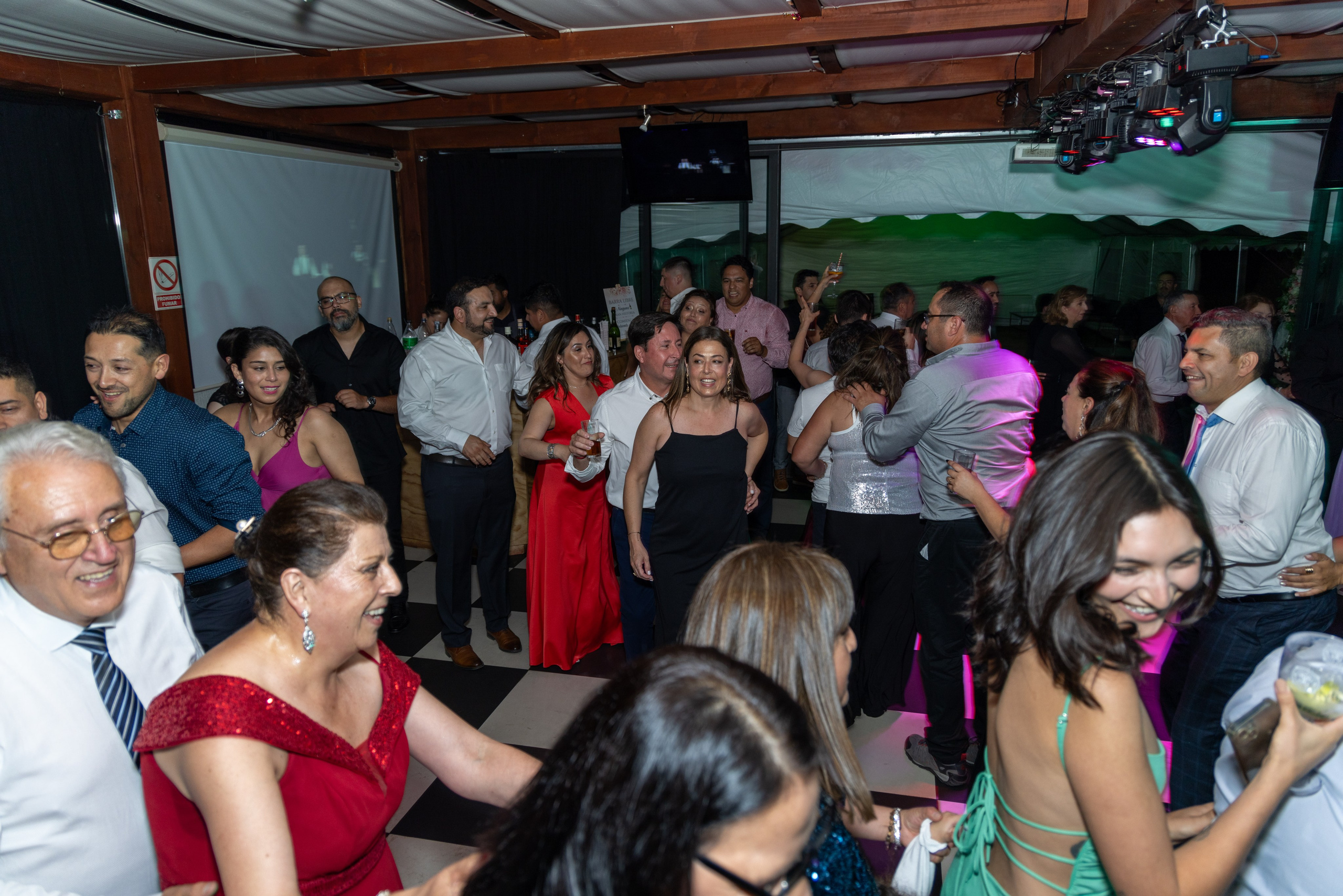 Katherin y Daniel. Dinka & Emilio - El arte de preservar lo que no se repite