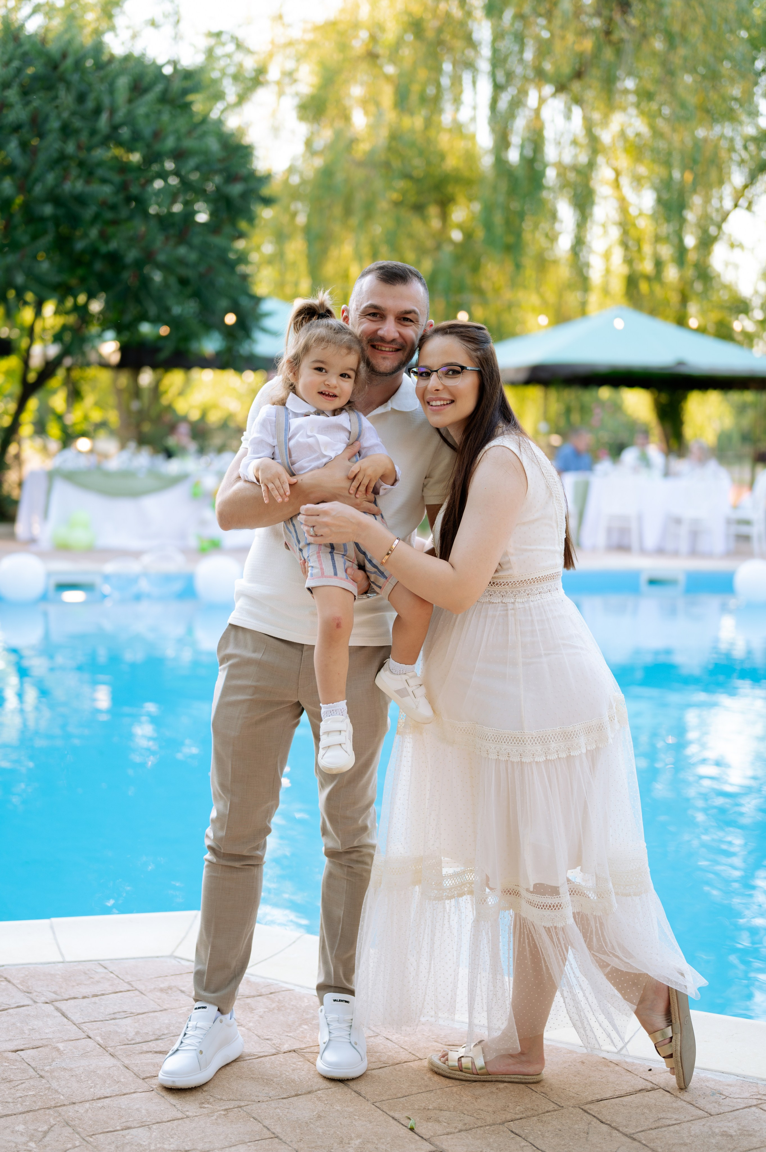 Turta/Mot. Amintirile tale merită mai mult decât o fotografie. Merită o poveste
