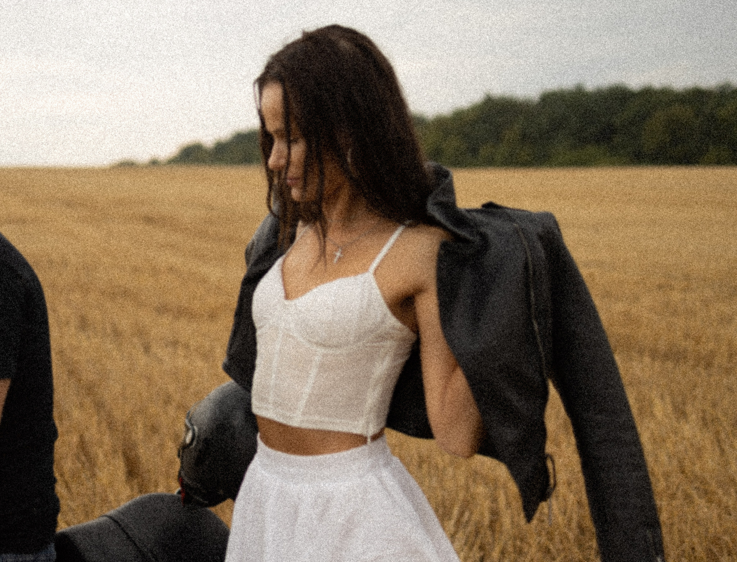 Balade en moto. Histoires d’amour, séances photos de famille et de mariage en France