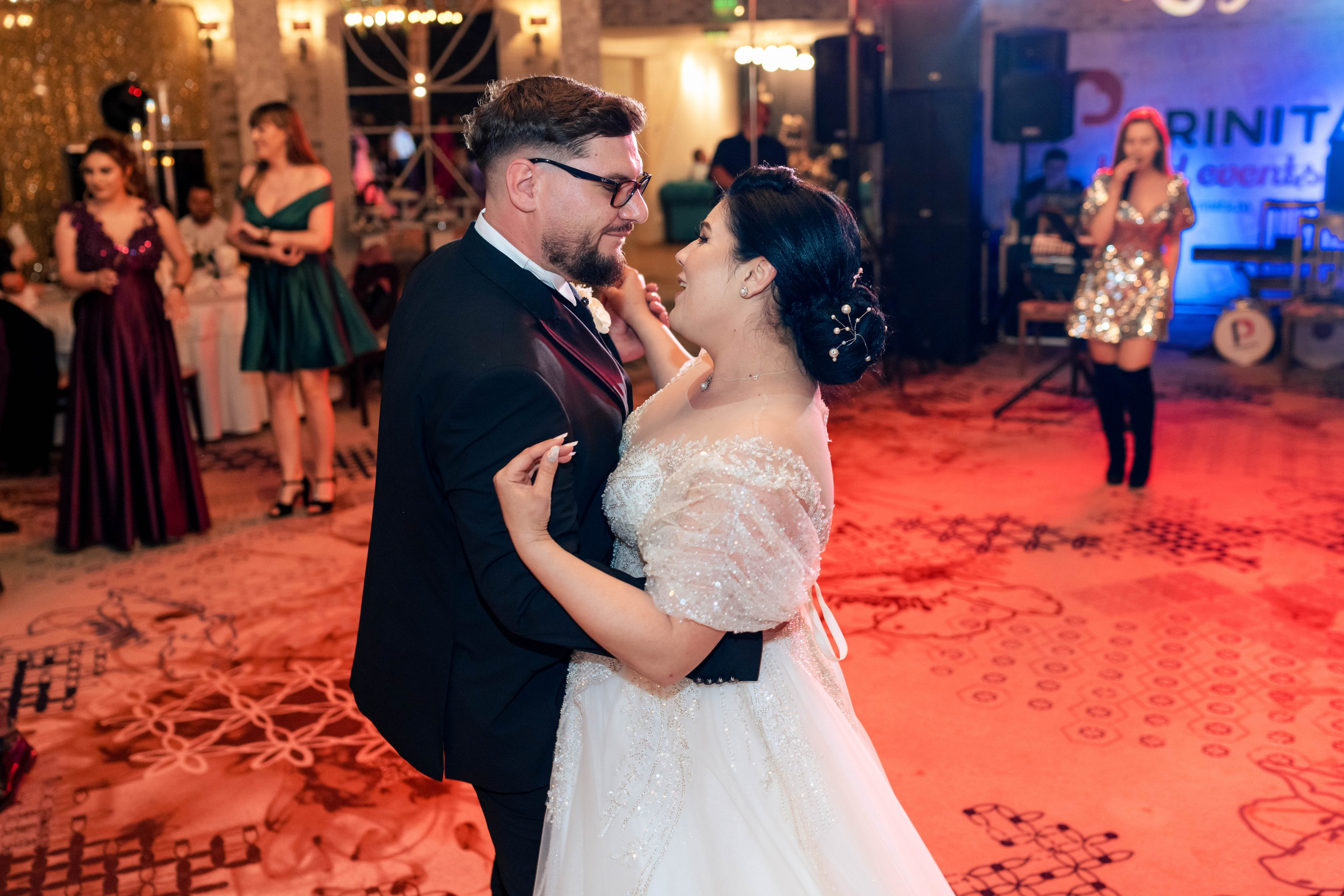 Madalina & Alex. Acasă