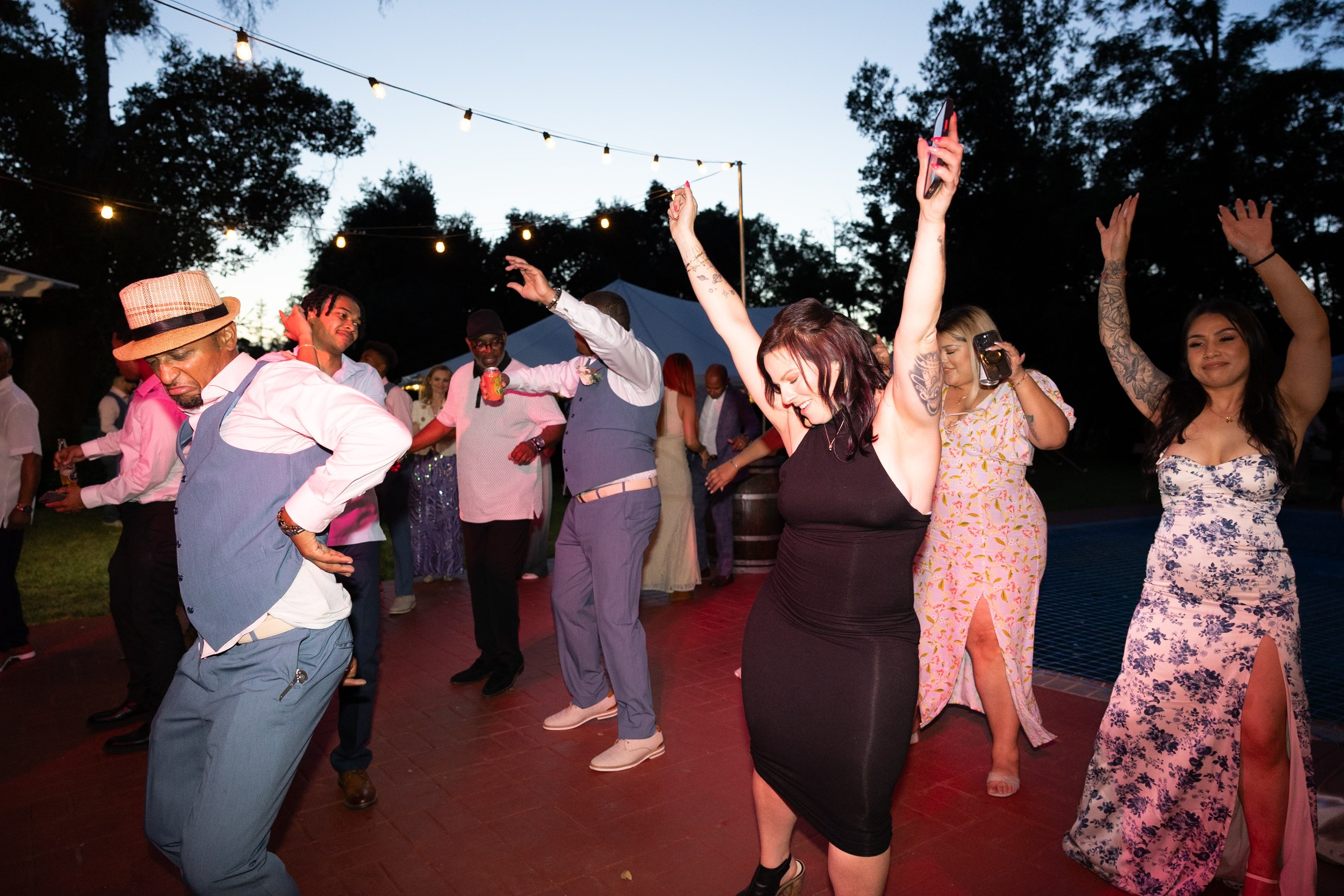 Events and big family photos. Family and children’s lifestyle photographer Elena Tumanova