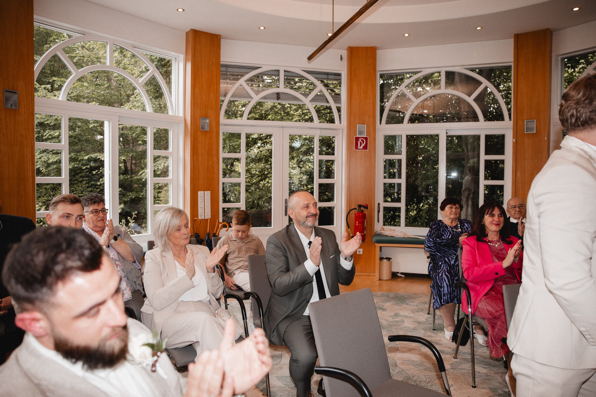 PEGGY & DENNIS | FLETCHER WALDHOTEL NORDRHEIN-WESTFALEN. Photographer in Bochum Dolia Halyna