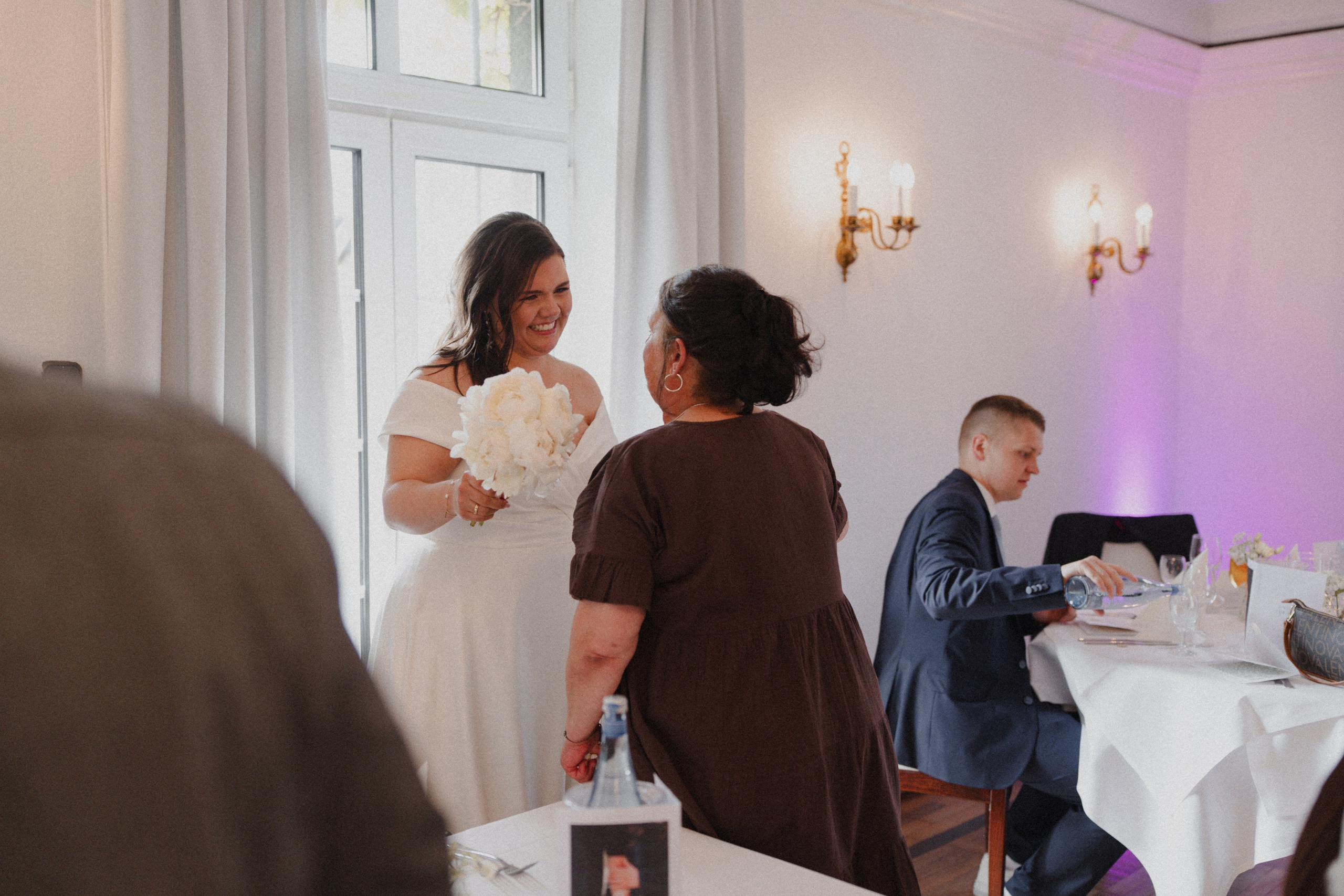 Jessica & Felix I Gesellschaft Harmonie Bochum. Hochzeitsfotografin Bochum | Halyna Reiche Fotografie NRW
