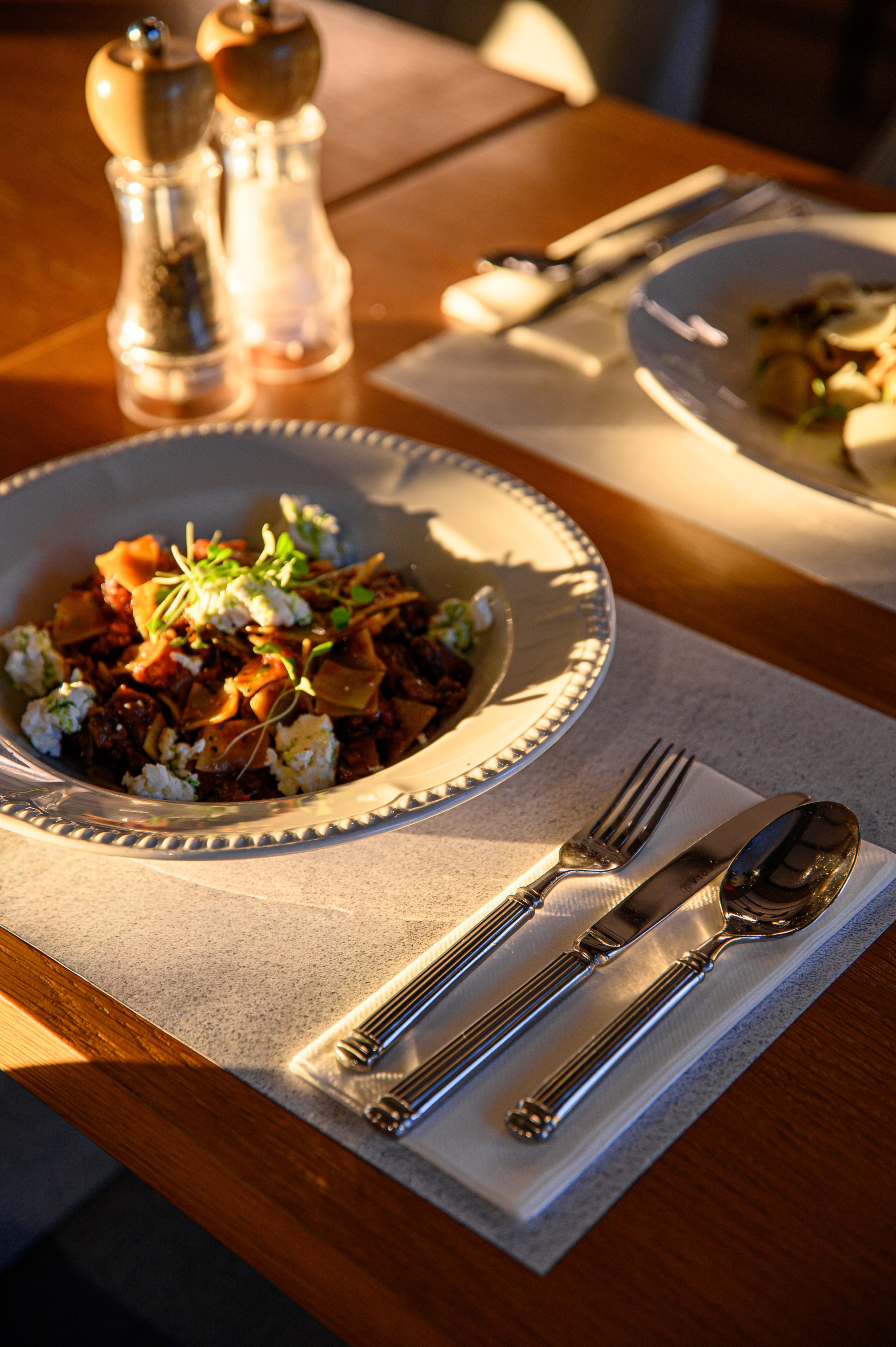 Restaurants. Семейная, детская, портретная и предметная фотосъемка в Салониках