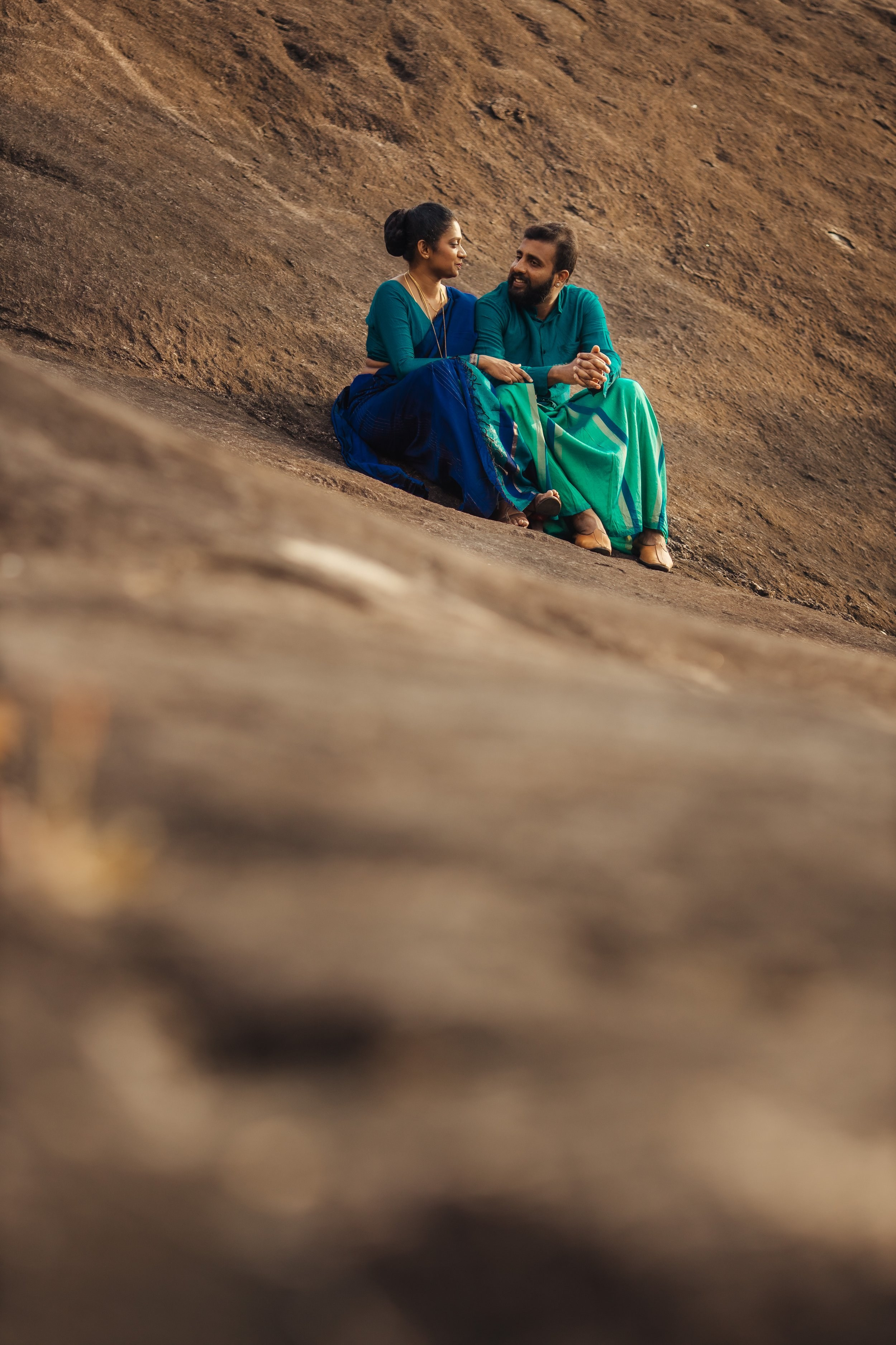 A romantic post wedding couple shoot at Kurunegala