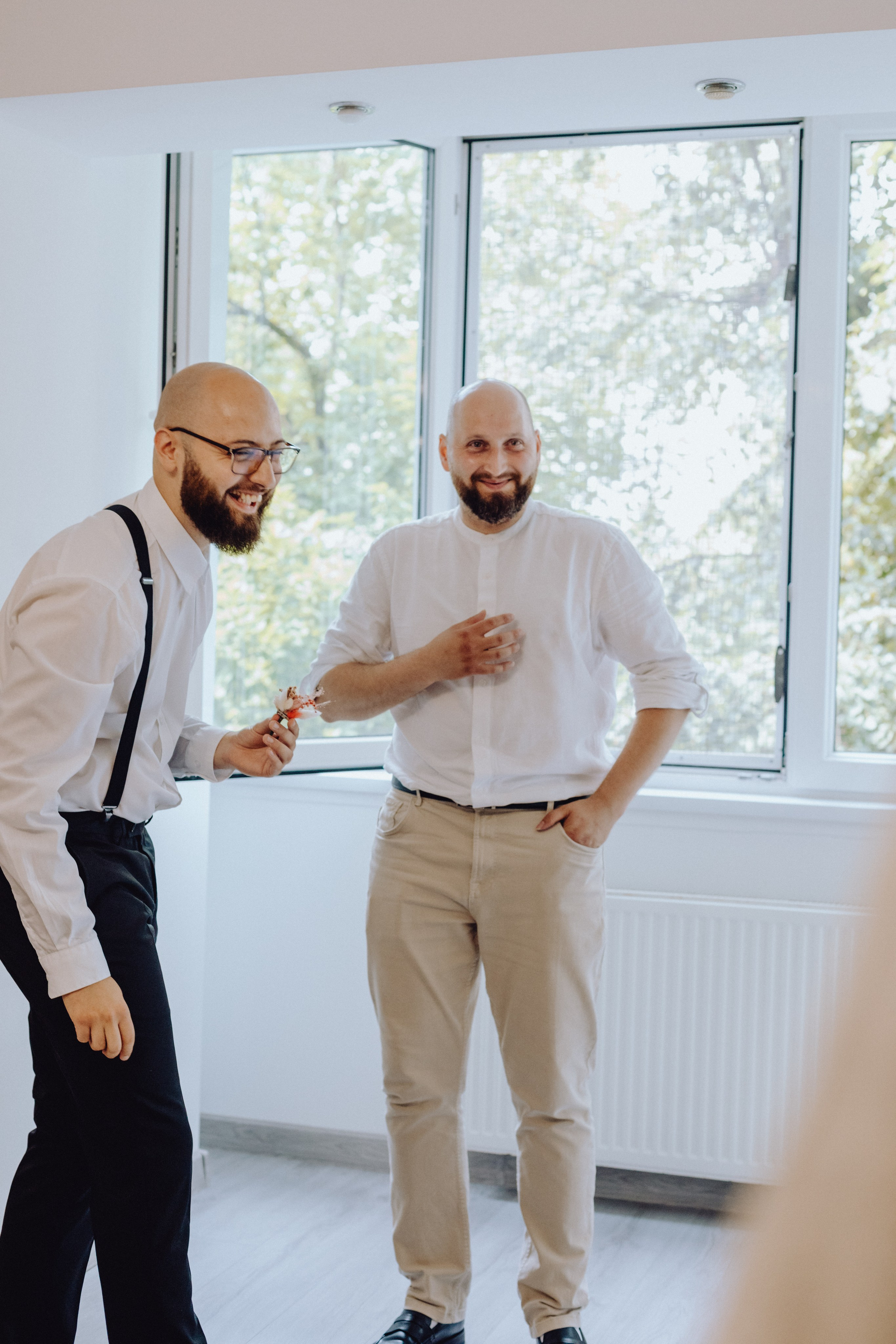 Moise & Delia. Wedding & couple photographer from Romania Rut Vetan